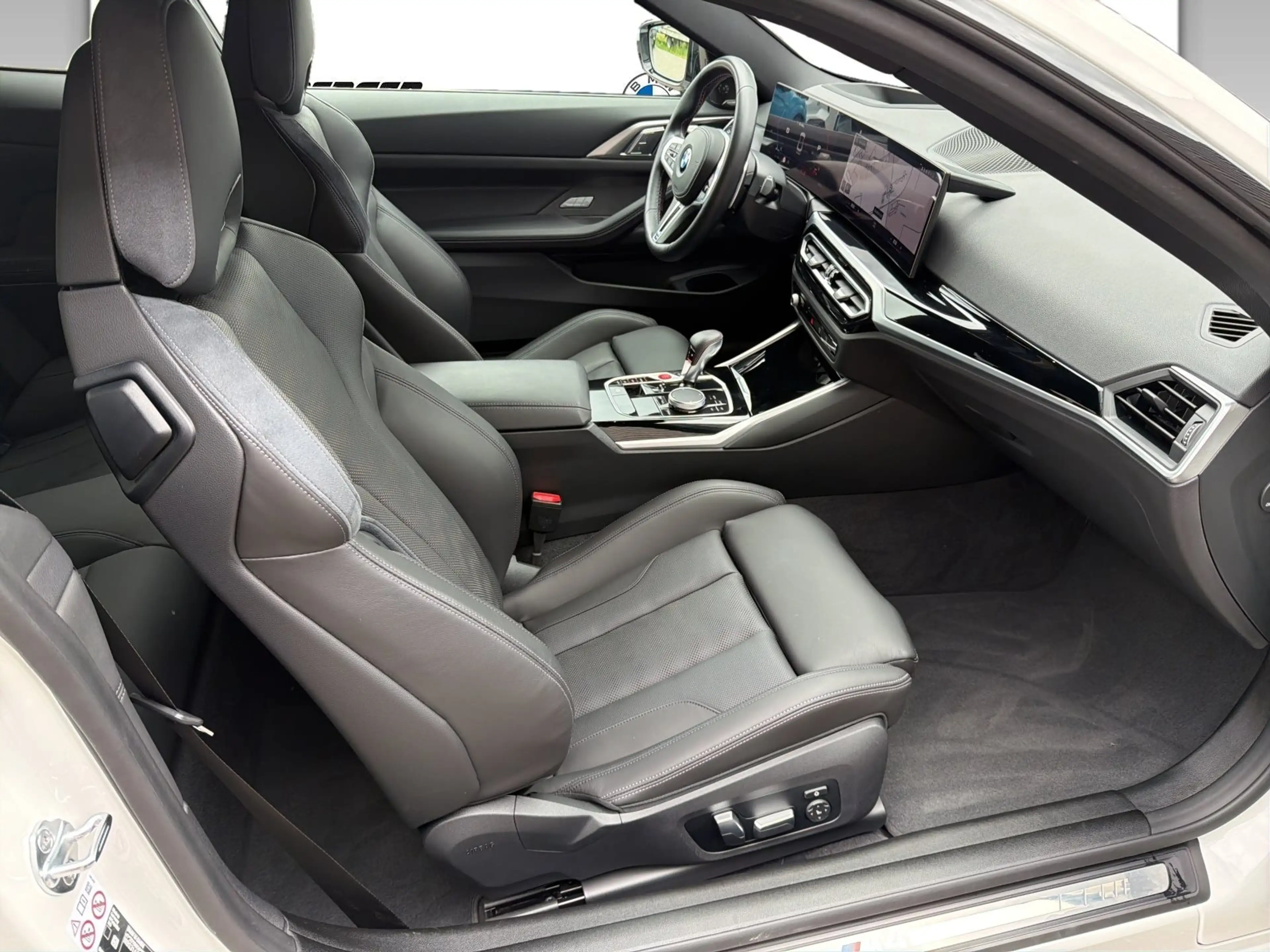 BMW M4 Competition Coupé SHZ Parking Assistant — photo 10