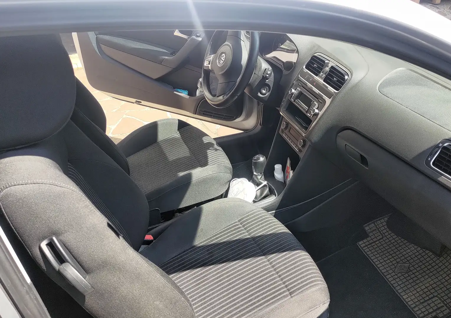 Volkswagen Polo Polo 3p 1.4 Comfortline Argento - 2