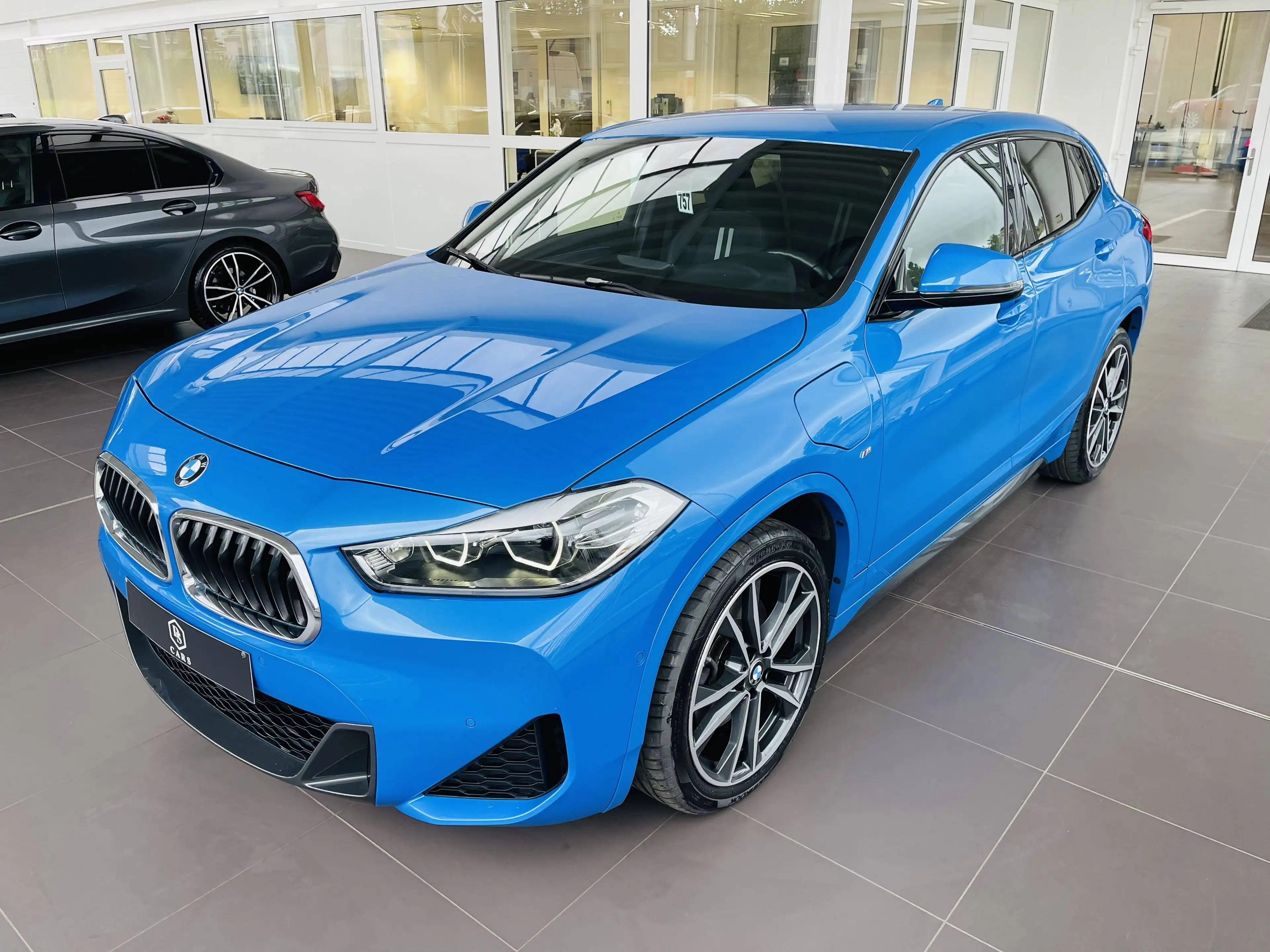 BMW X2 1.5iA xDrive25e PHEV *** GARANTIE + PACK M + LED + GPS PRO + CUIR *** — photo 2