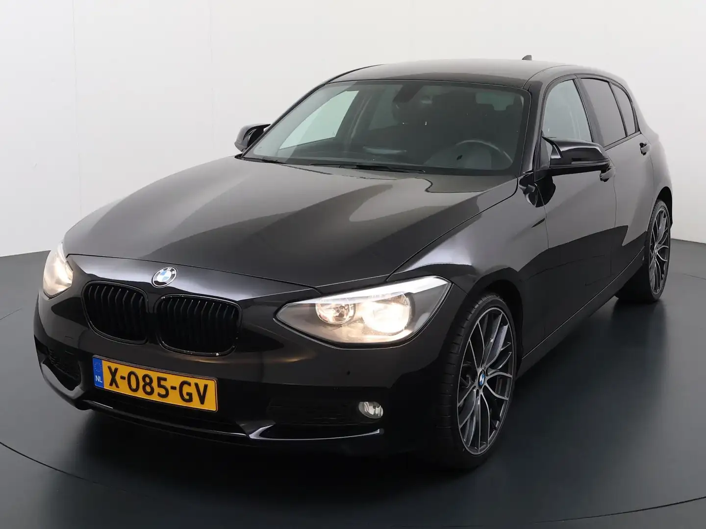 BMW 116 1-serie 116i M-Sport Black Zwart - 1
