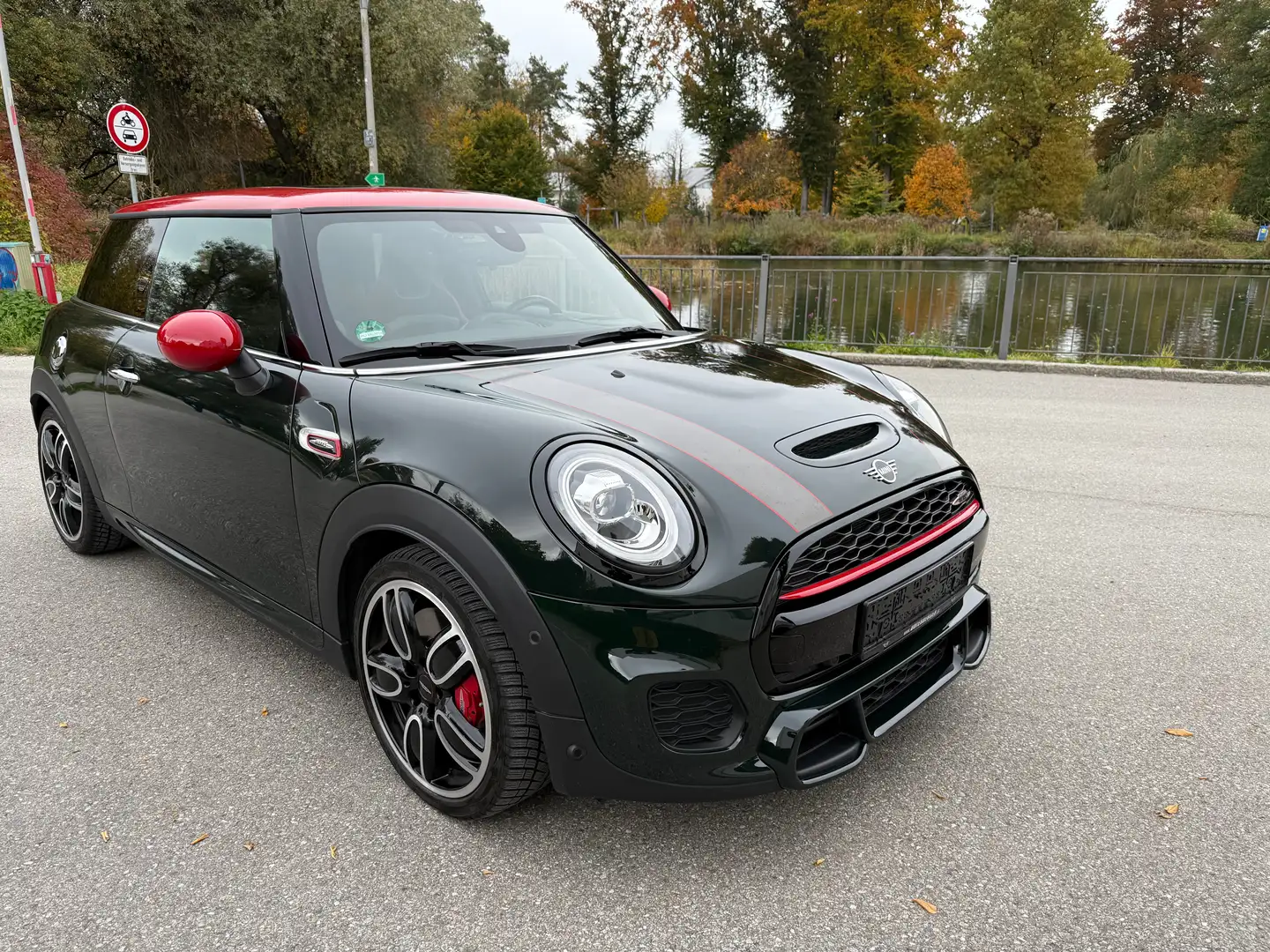 MINI John Cooper Works MINI John Cooper Works *NAVI *LED *PANO * H&K *KAM Verde - 1