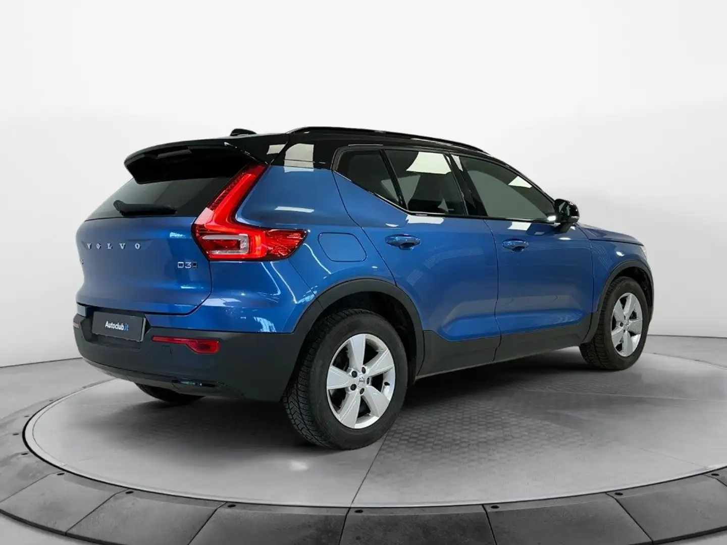 Volvo XC40 D3 AWD R-design N1 Blu/Azzurro - 2