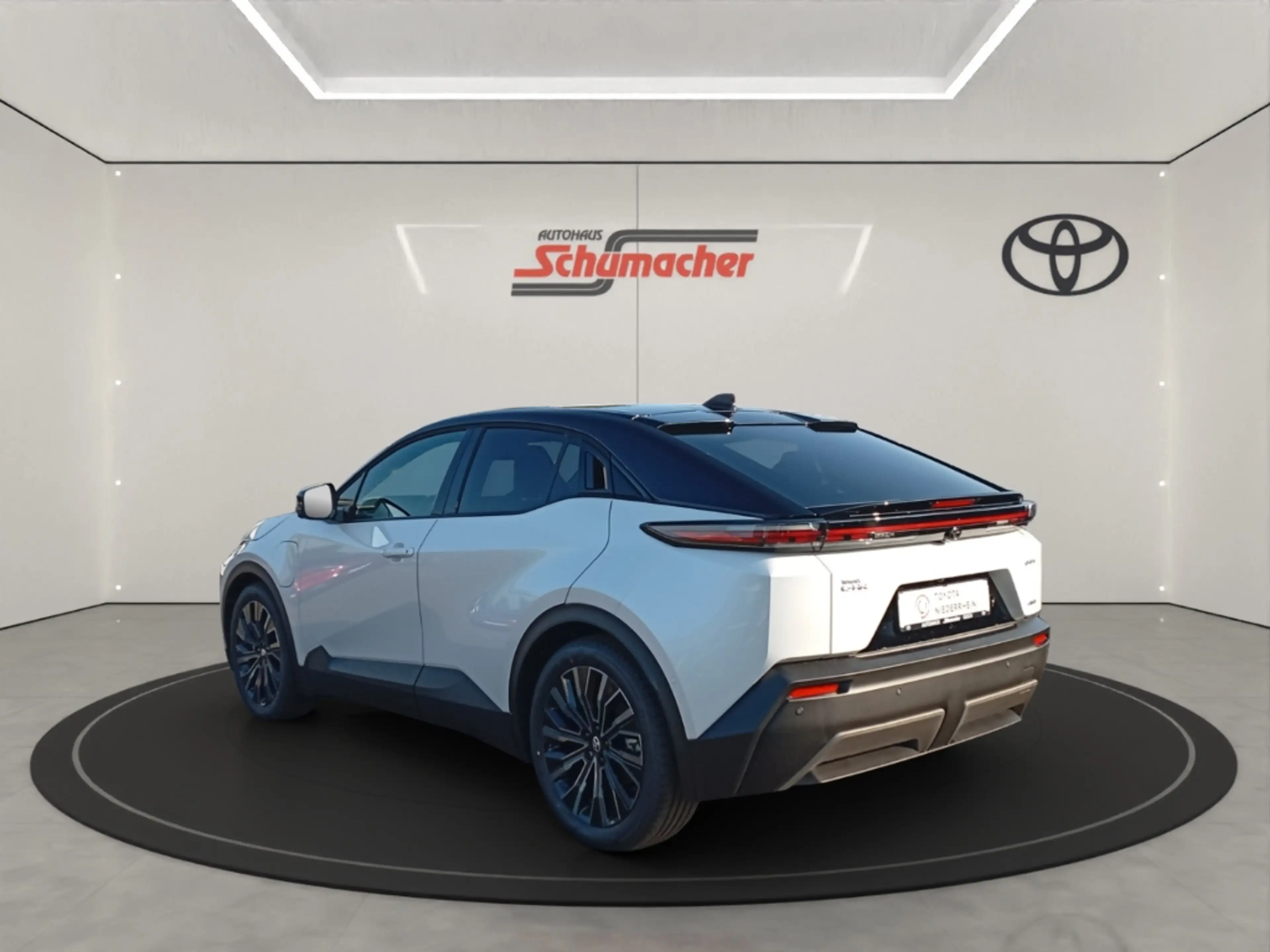 Toyota C-HR+ 4X4+LOUNGE+SKY&SOUND-P+E-PÄRMIE 6000€ — photo 3