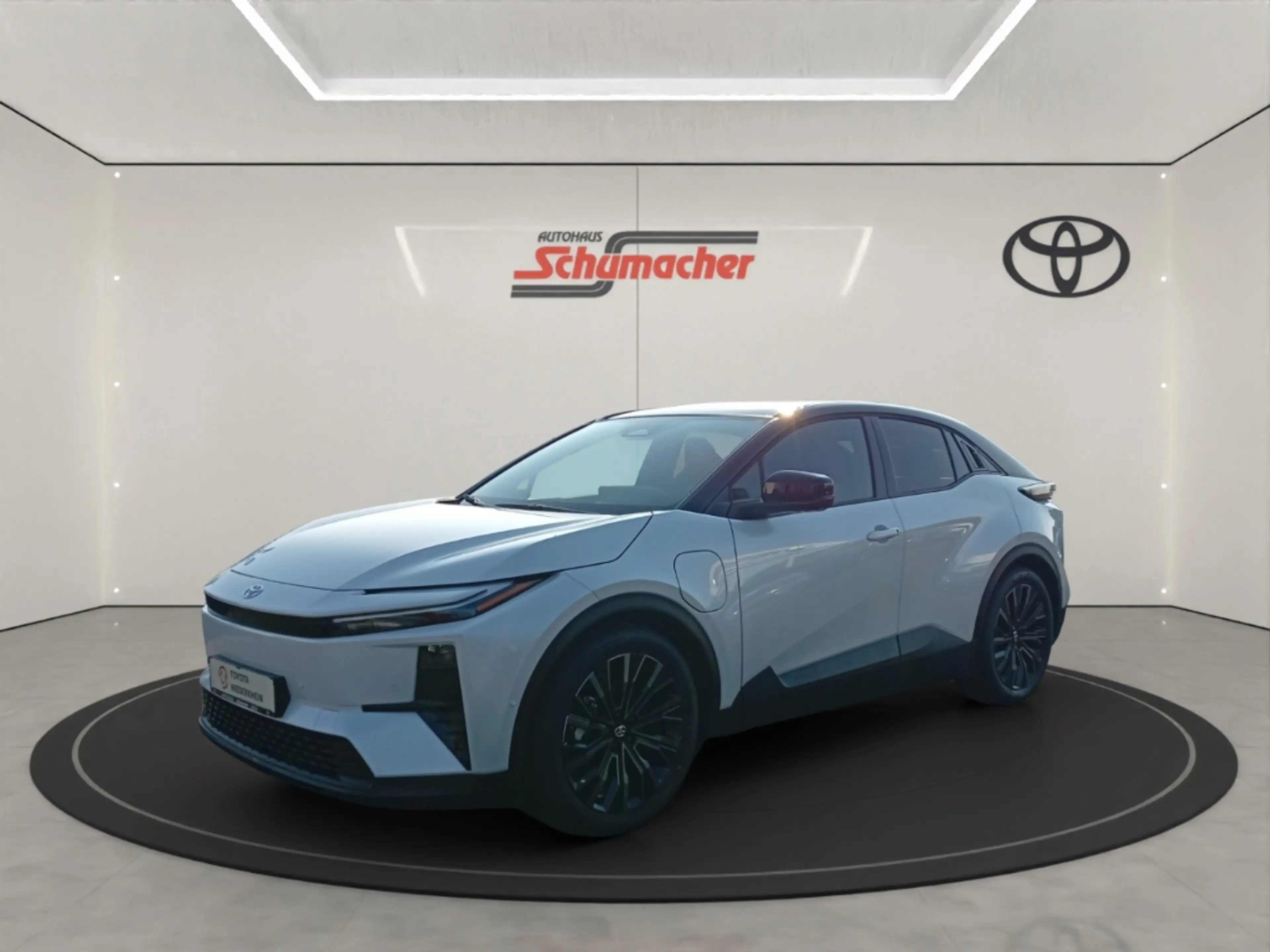 Toyota C-HR+ 4X4+LOUNGE+SKY&SOUND-P+E-PÄRMIE 6000€