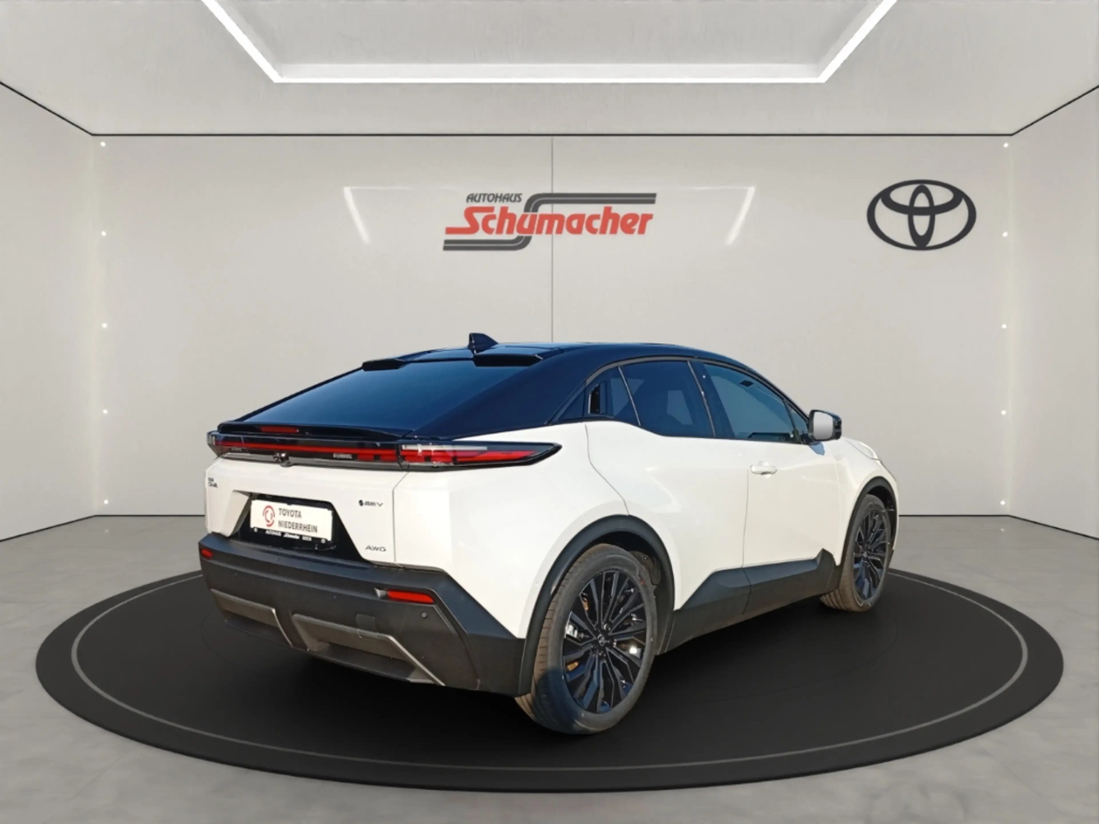 Toyota C-HR+ 4X4+LOUNGE+SKY&SOUND-P+E-PÄRMIE 6000€ — photo 4