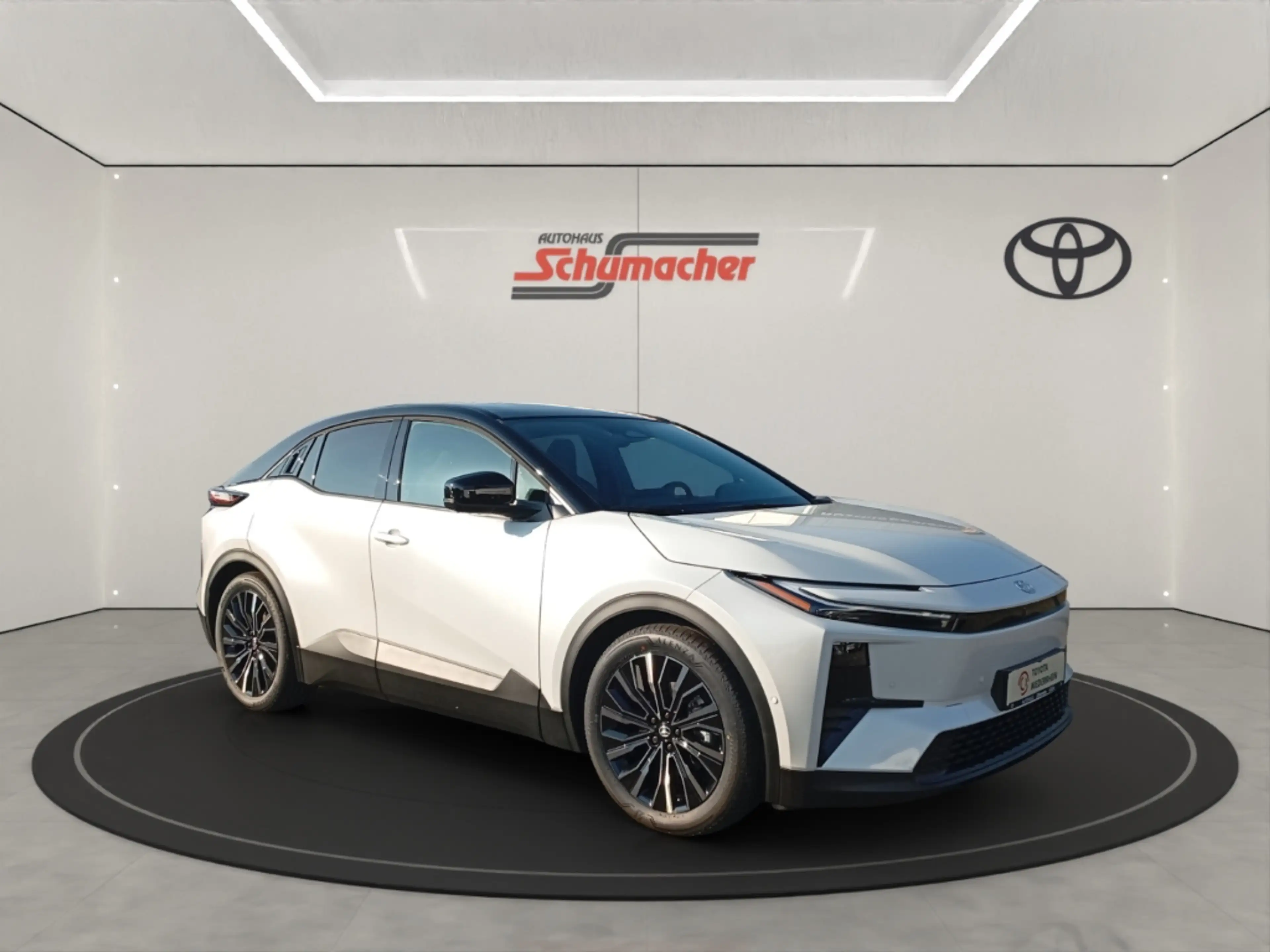 Toyota C-HR+ 4X4+LOUNGE+SKY&SOUND-P+E-PÄRMIE 6000€ — photo 6