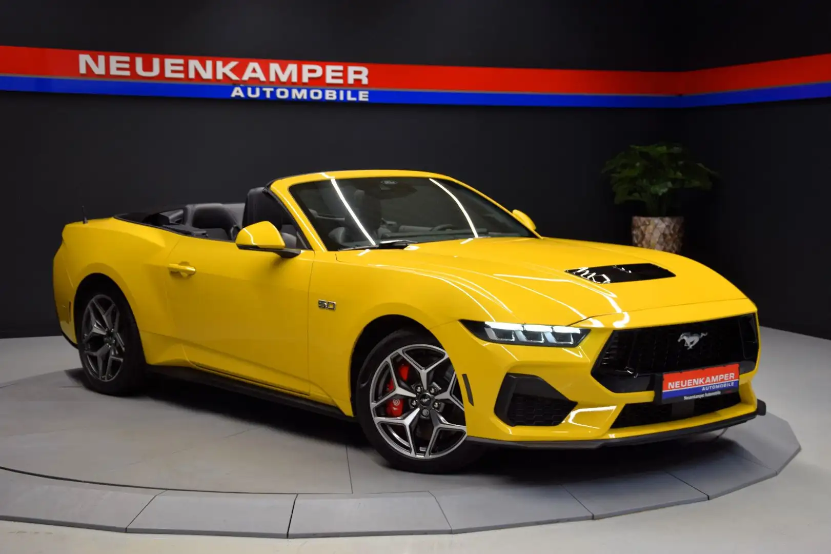 Ford Mustang GT Convertible 5.0 Ti-VCT V8 328 DEUTSCH Gelb - 1