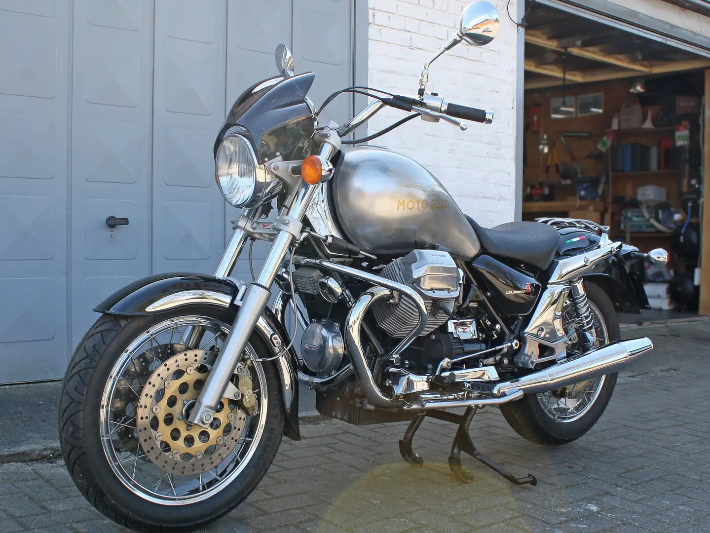 Moto Guzzi California 1100 Schwarz - 1
