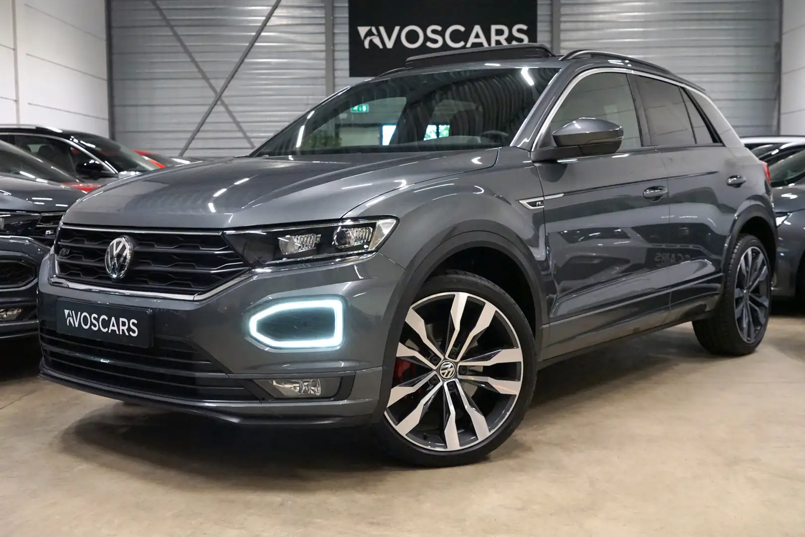 Volkswagen T-Roc 1.5 TSI 3x R-Line DSG * Pano - Camera - 19" - ACC Grijs - 1