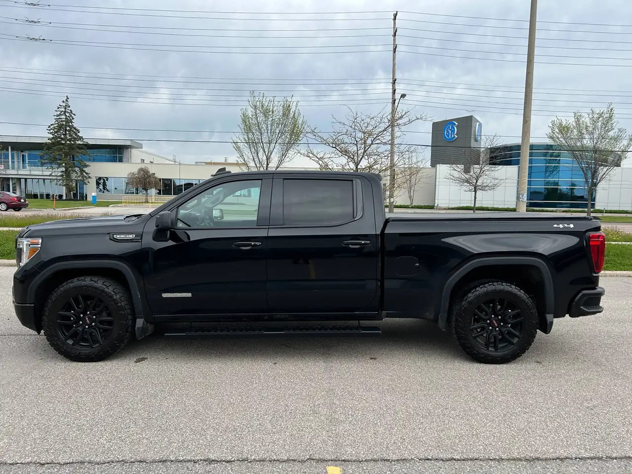 GMC Sierra 1500 fotografie GMC Sierra 1500