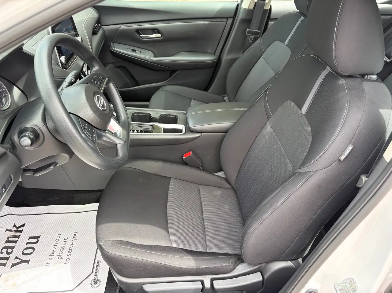 Nissan Sentra photo Nissan Sentra