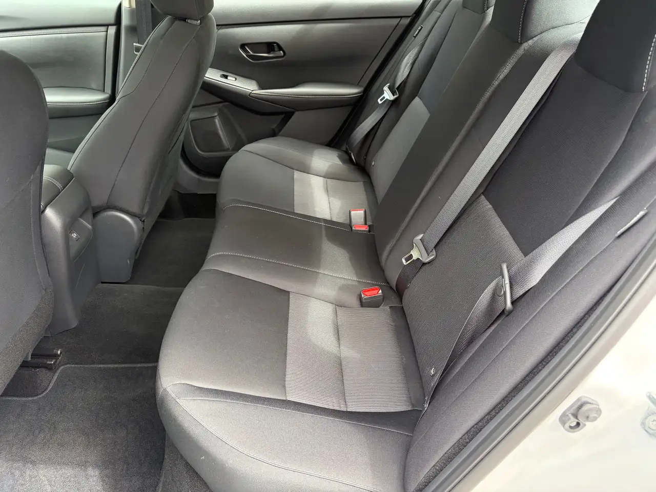 Nissan Sentra photo Nissan Sentra