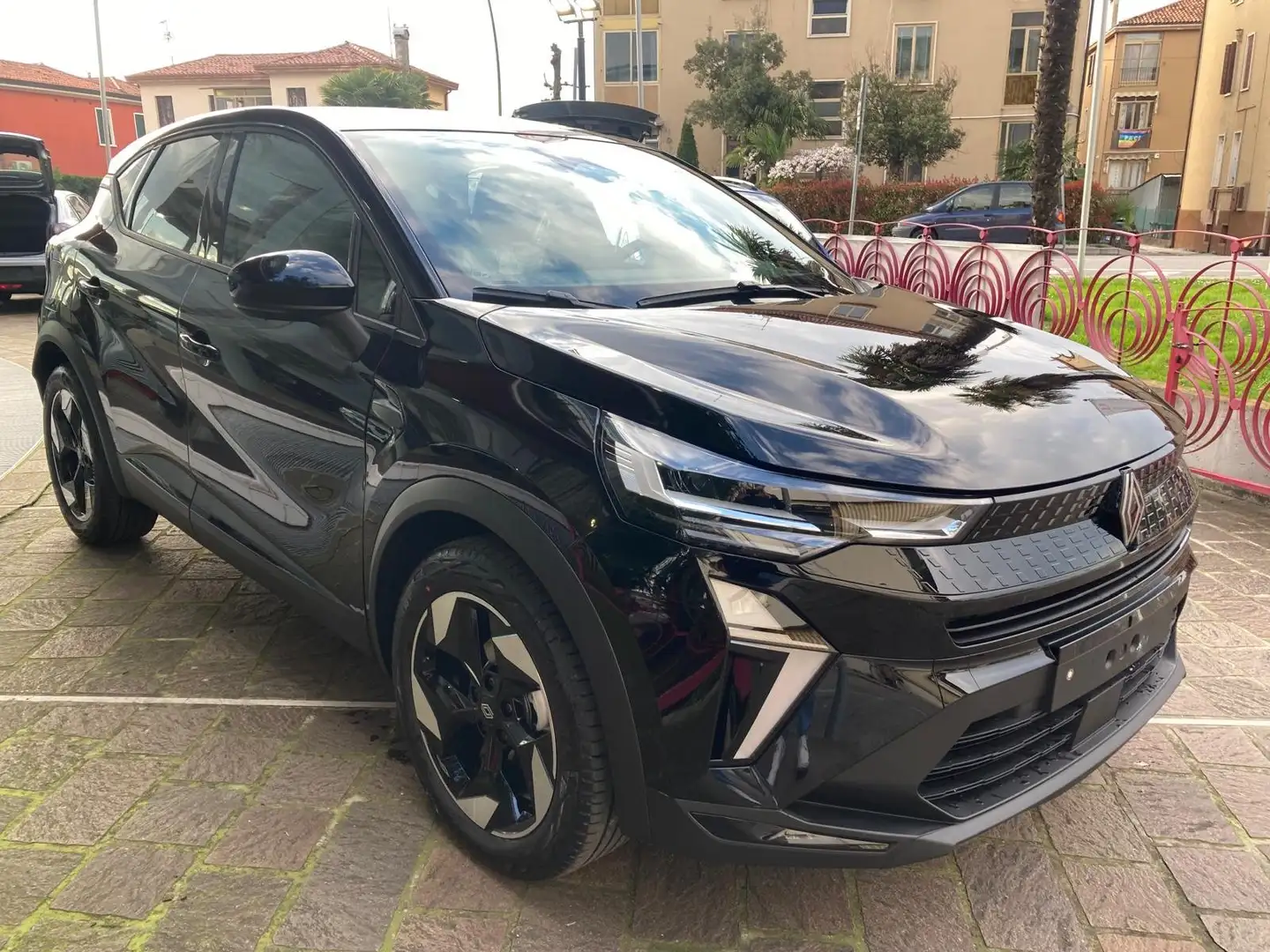 Renault Captur ECO-G 100 CV Techno GPL Nero - 2