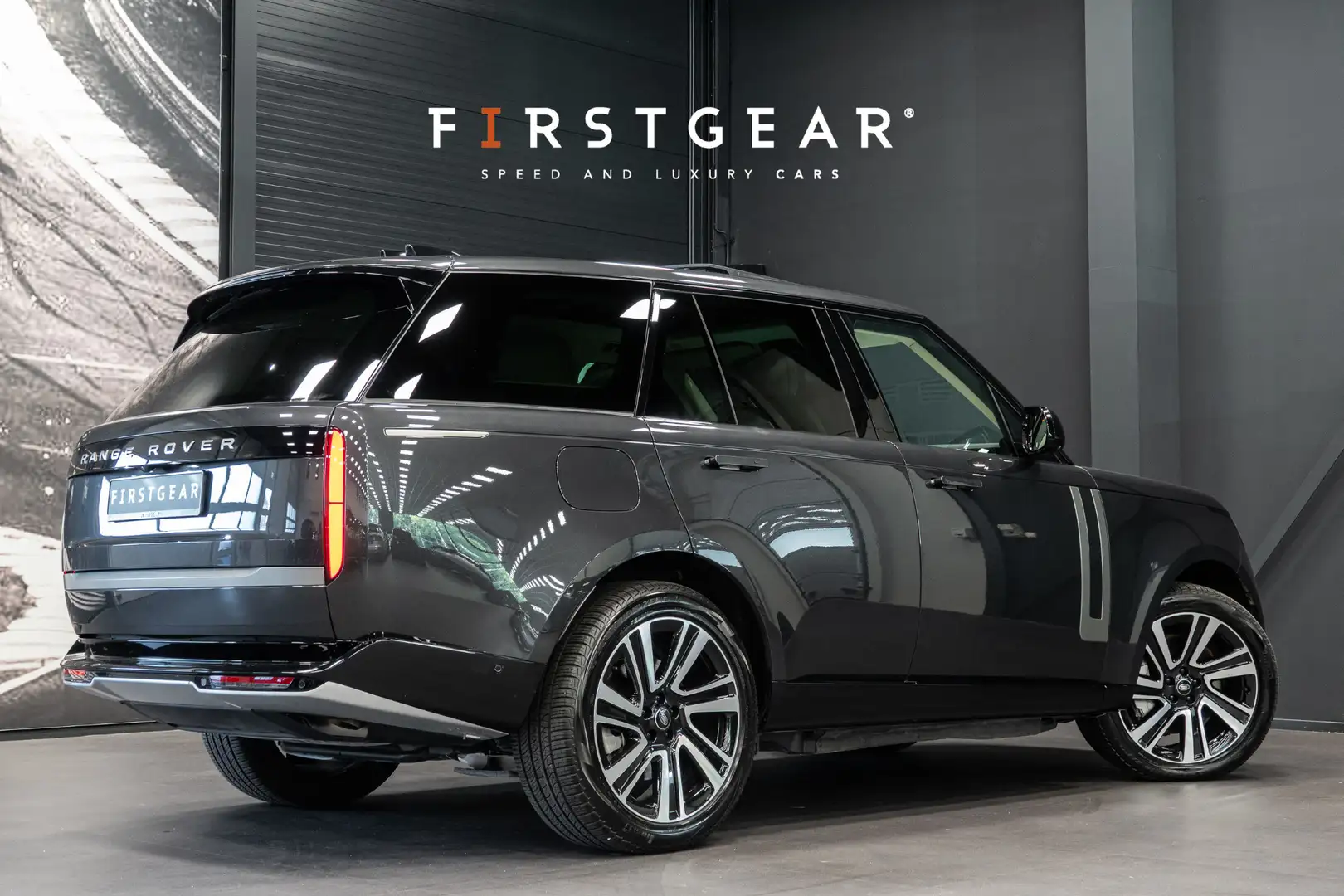 Land Rover Range Rover 3.0 P460e SE PHEV *Meridian / Stoelventilatie / Pa Gris - 2