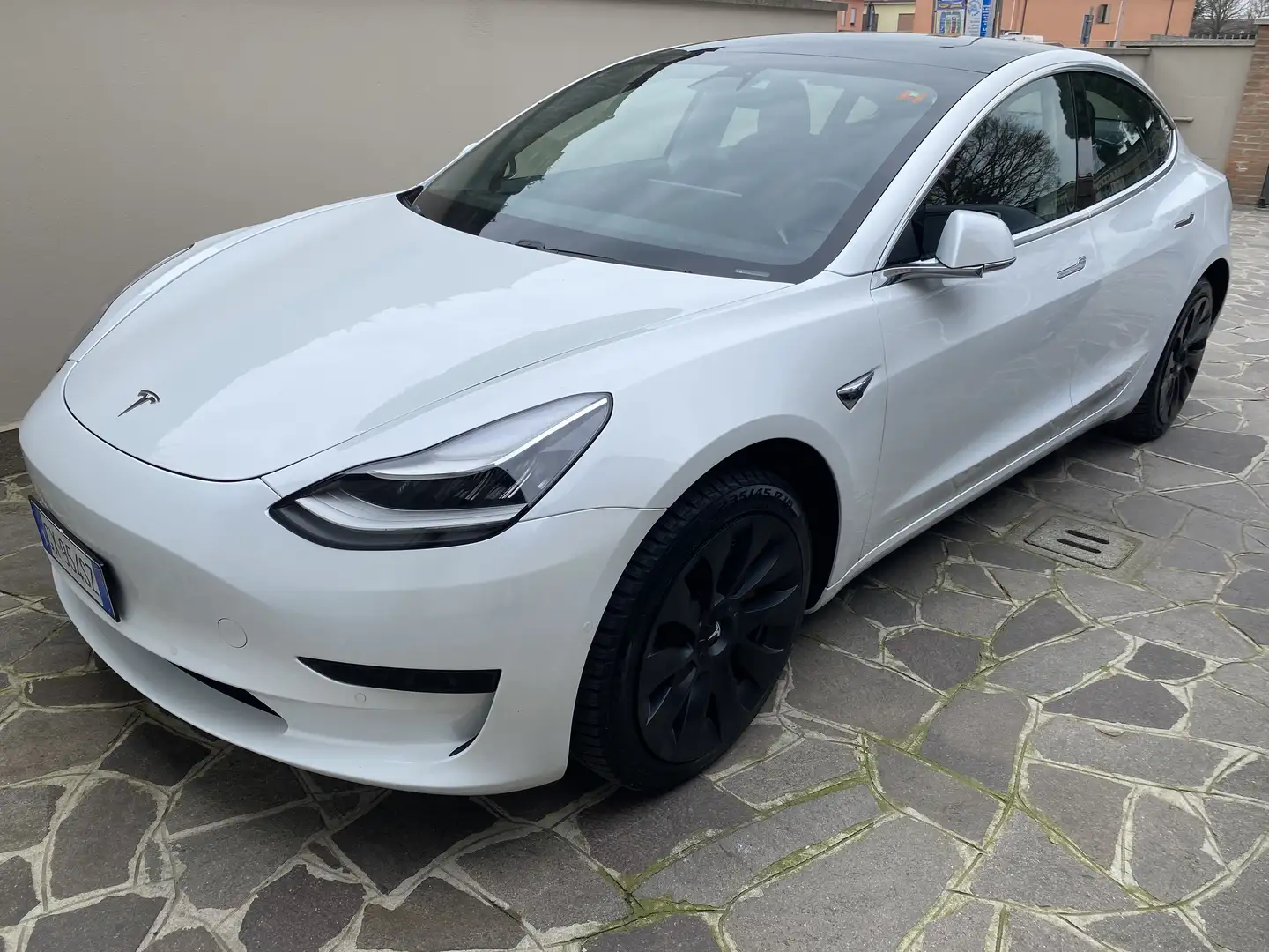Tesla Model 3 Standard rwd Plus - 1