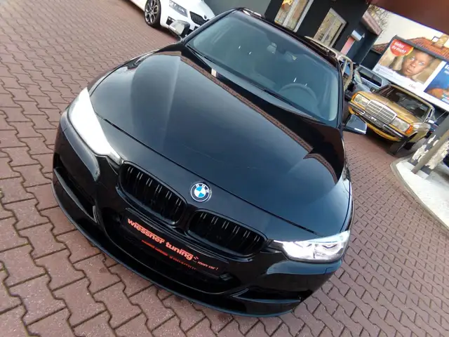 BMW 330 i xDrive Sport Line, Sportpaket