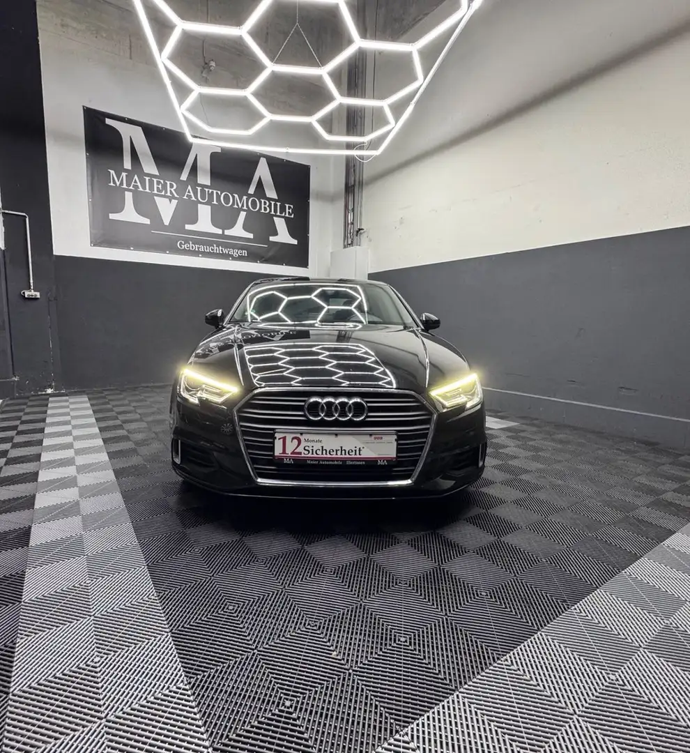 Audi A3 LIMOUSINE SPORT*VIRTUAL COCKPIT*SHZ*GARANTIE Schwarz - 2