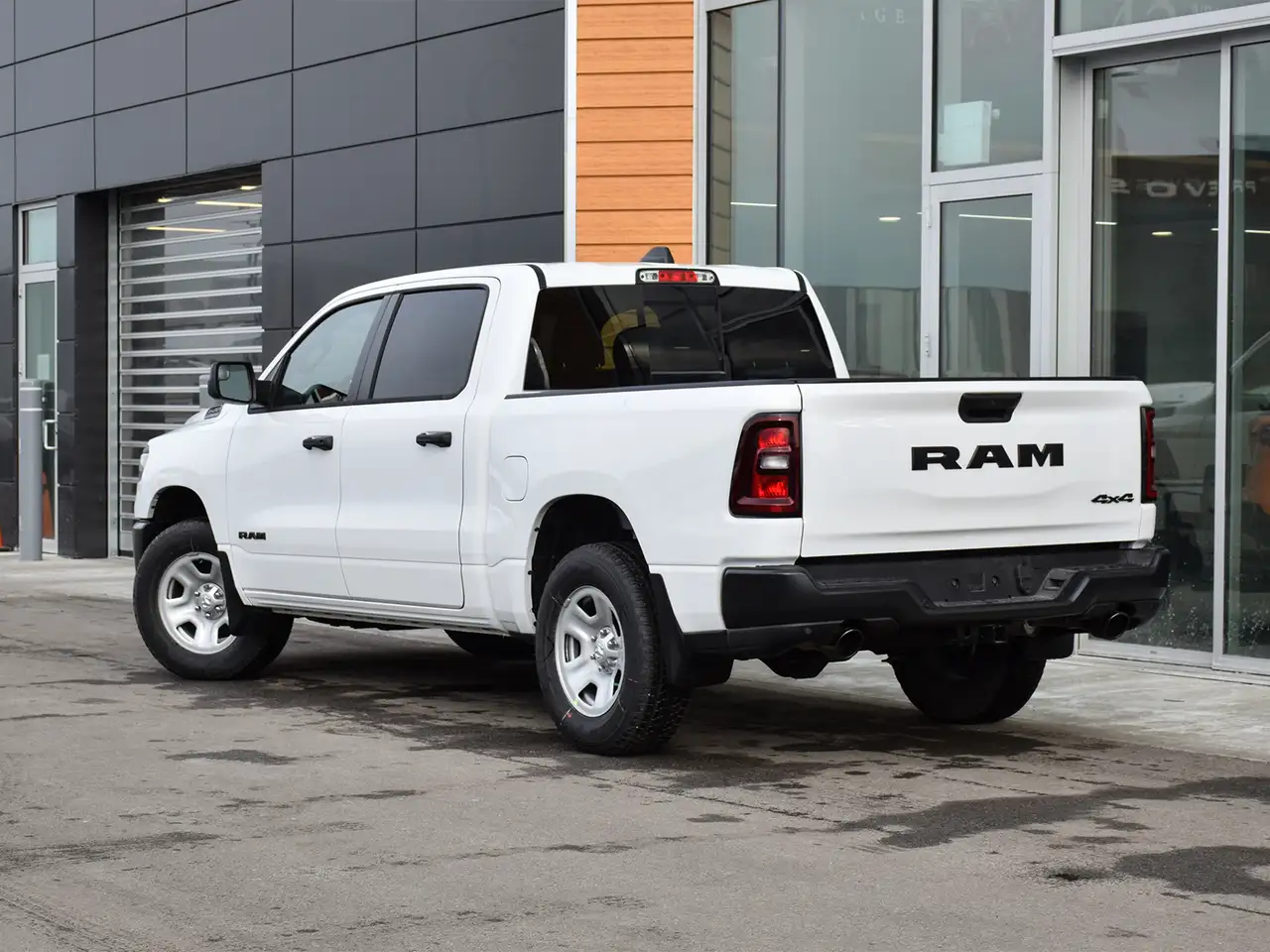 RAM 1500 снимка RAM 1500