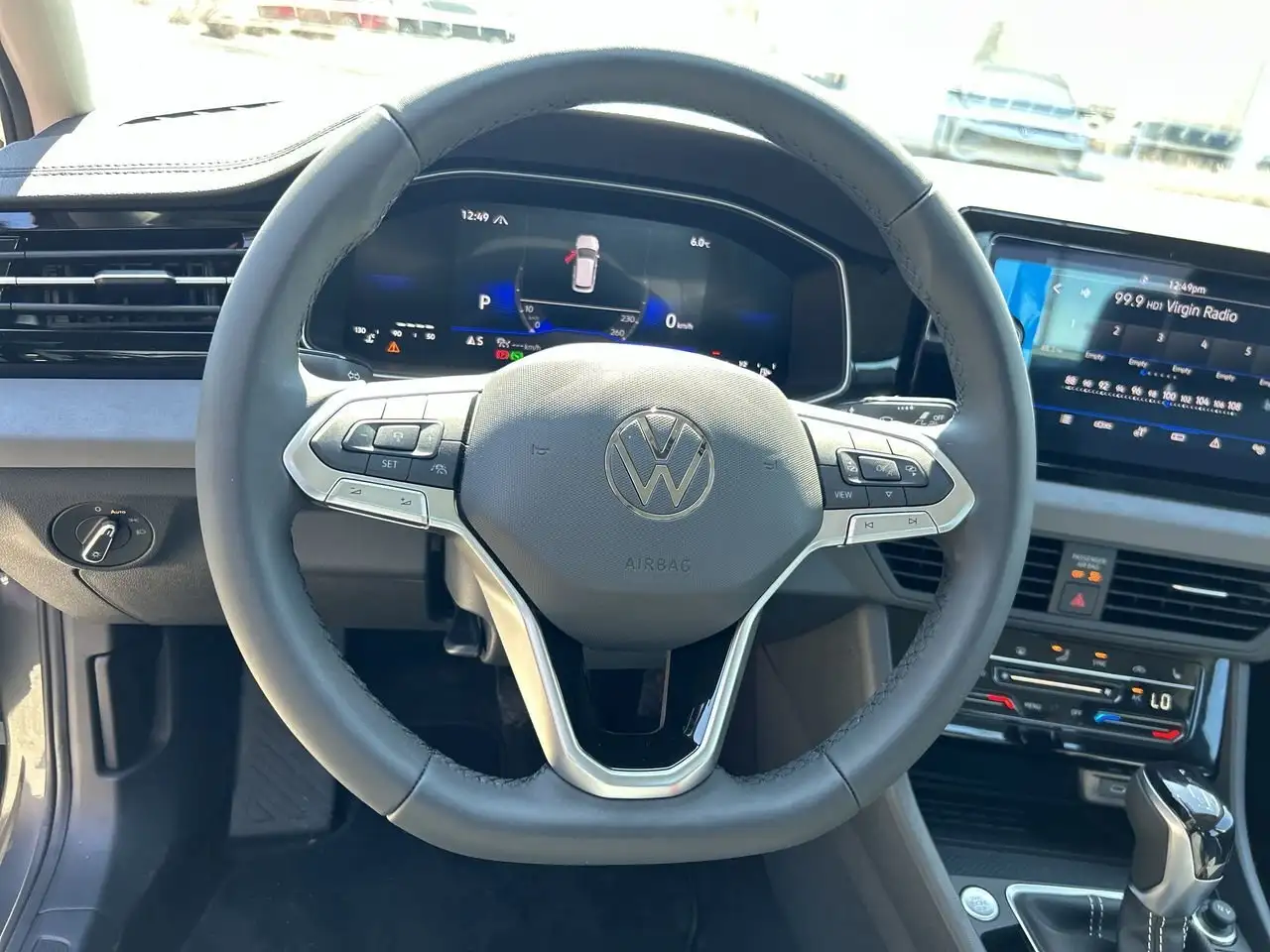 Volkswagen Jetta снимка Volkswagen Jetta