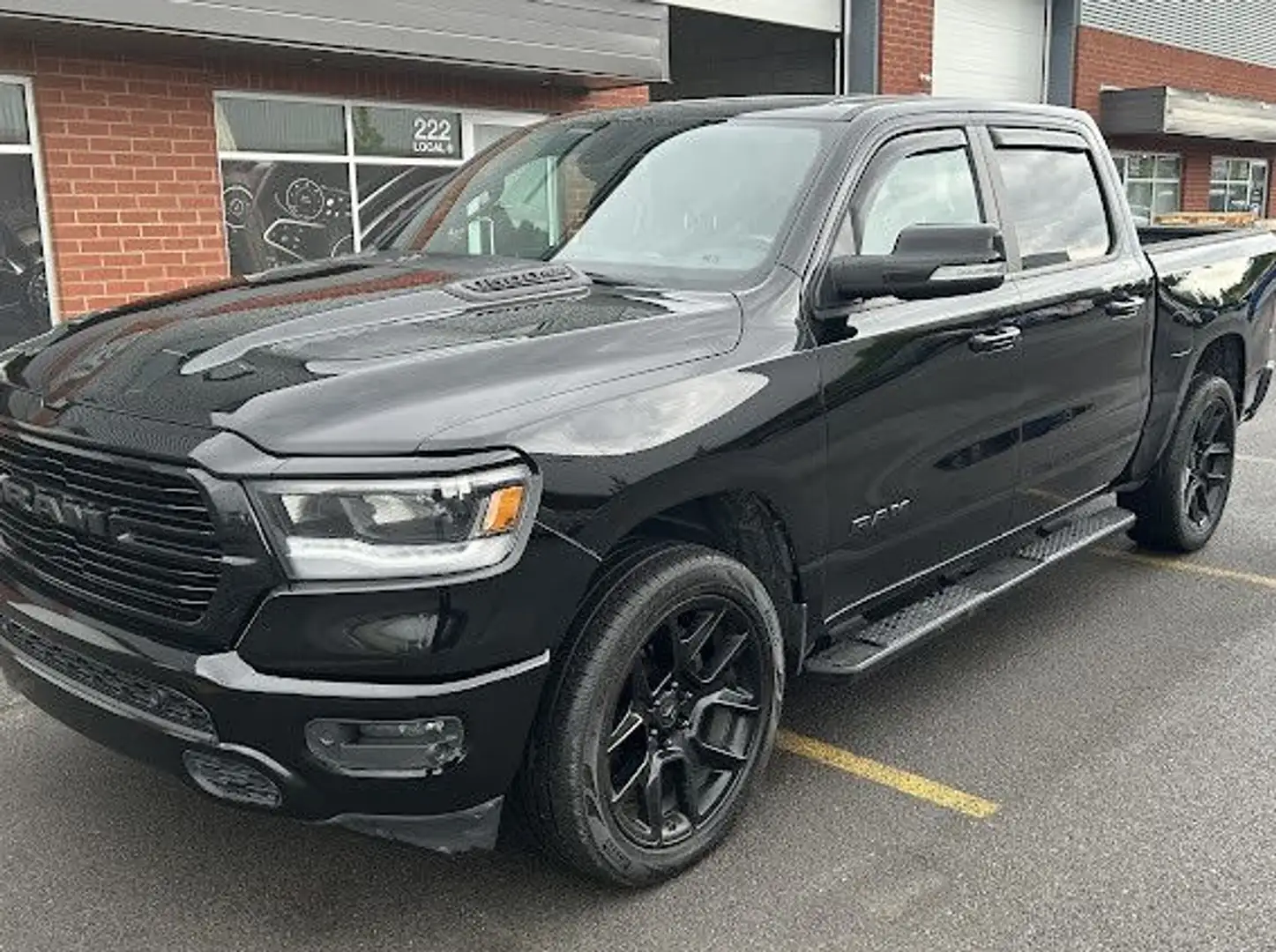 Dodge RAM 1500 5,7 V8 HEMI 395 SPORT - 42900€ TTC - 1