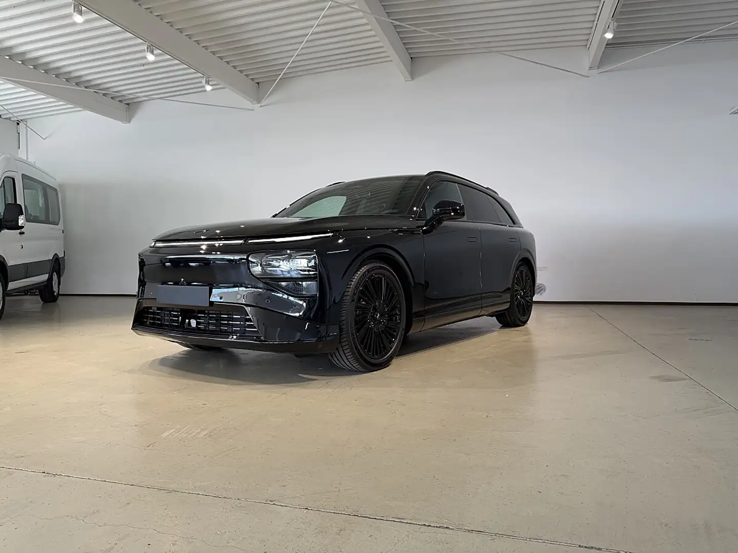 Xpeng G9 Long Performance AWD *sofort verfügbar* Schwarz - 1
