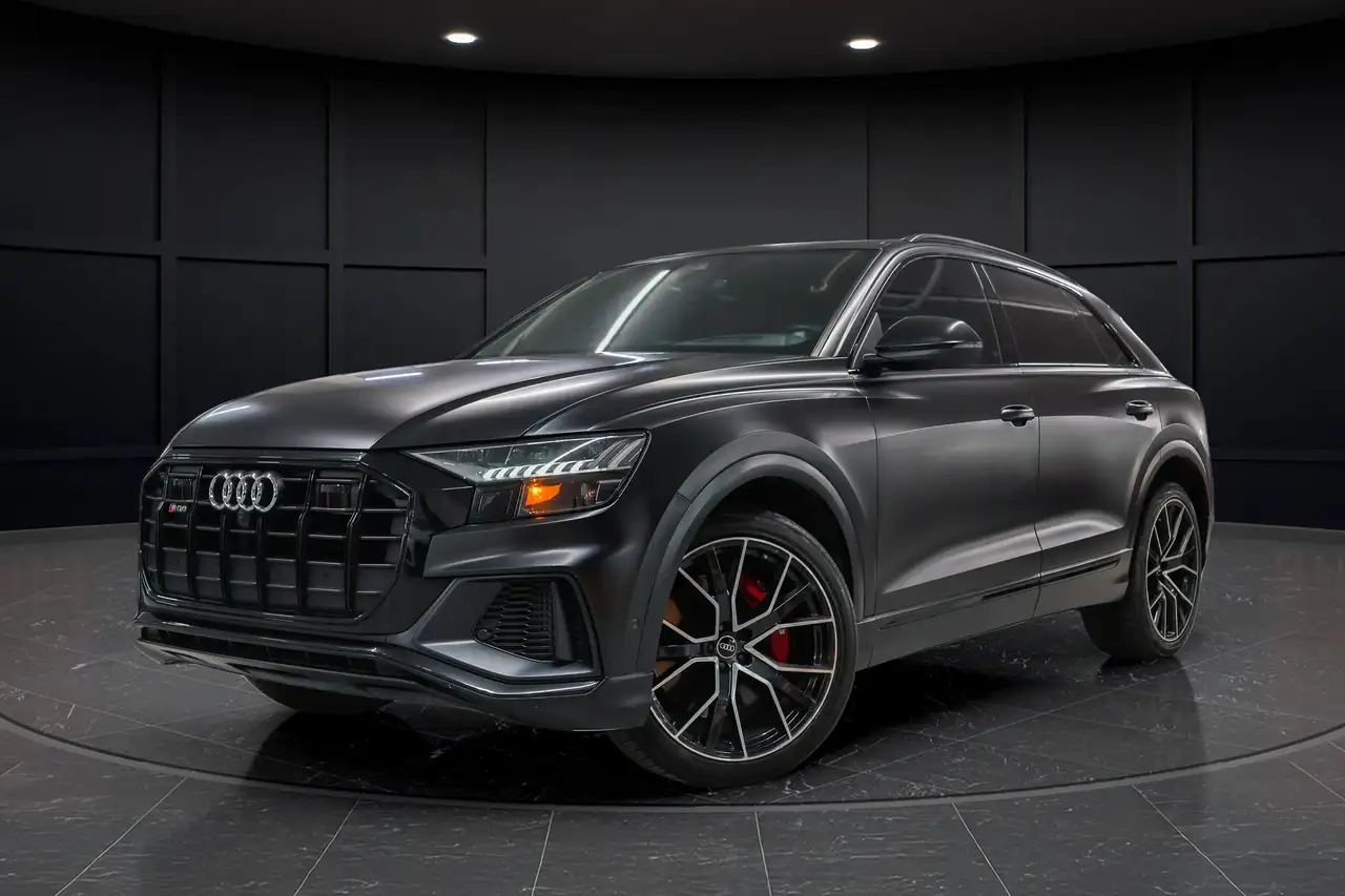 Audi SQ8 снимка Audi SQ8