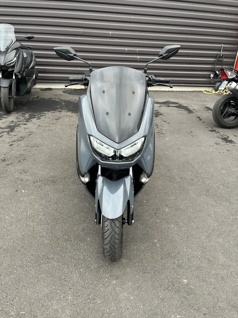 Yamaha NMAX Gris - 2