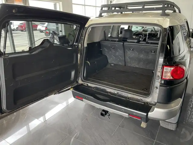 Toyota FJ Cruiser 2007 — photo 8