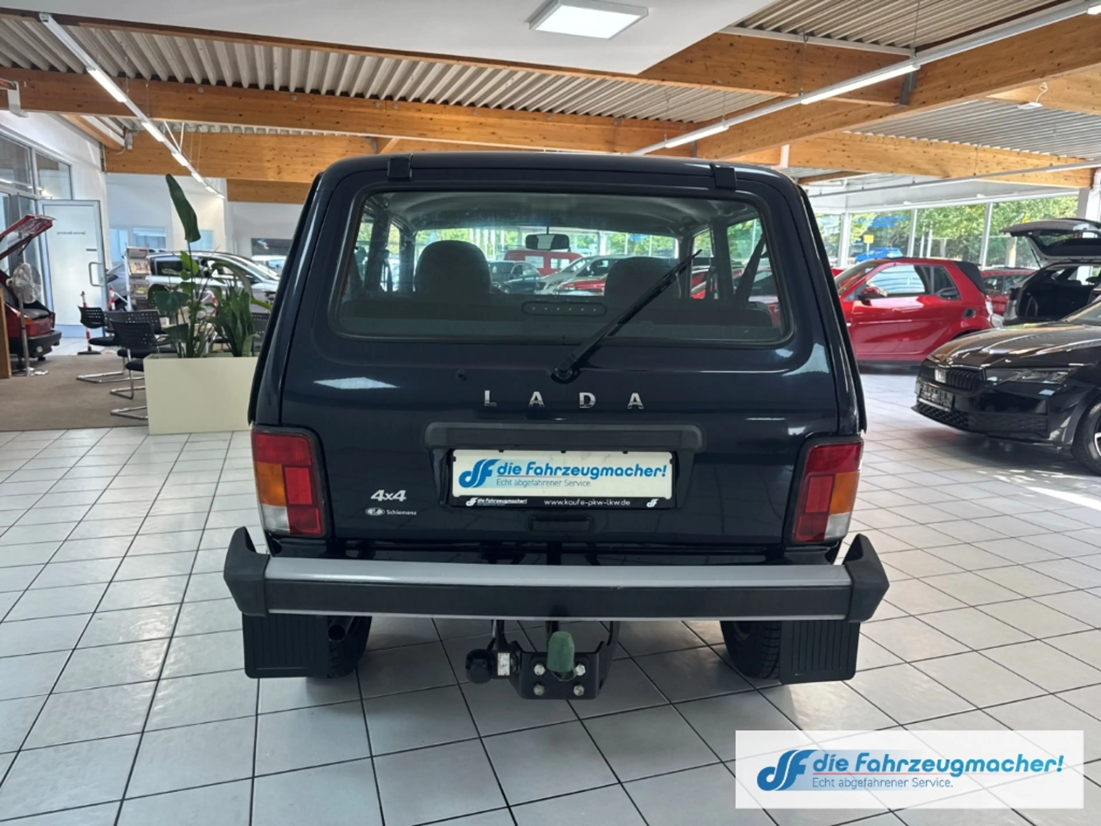Lada Taiga 4x4 GA Privacyverglasung teilb.Rücksb eFH Tagfahrl — photo 7