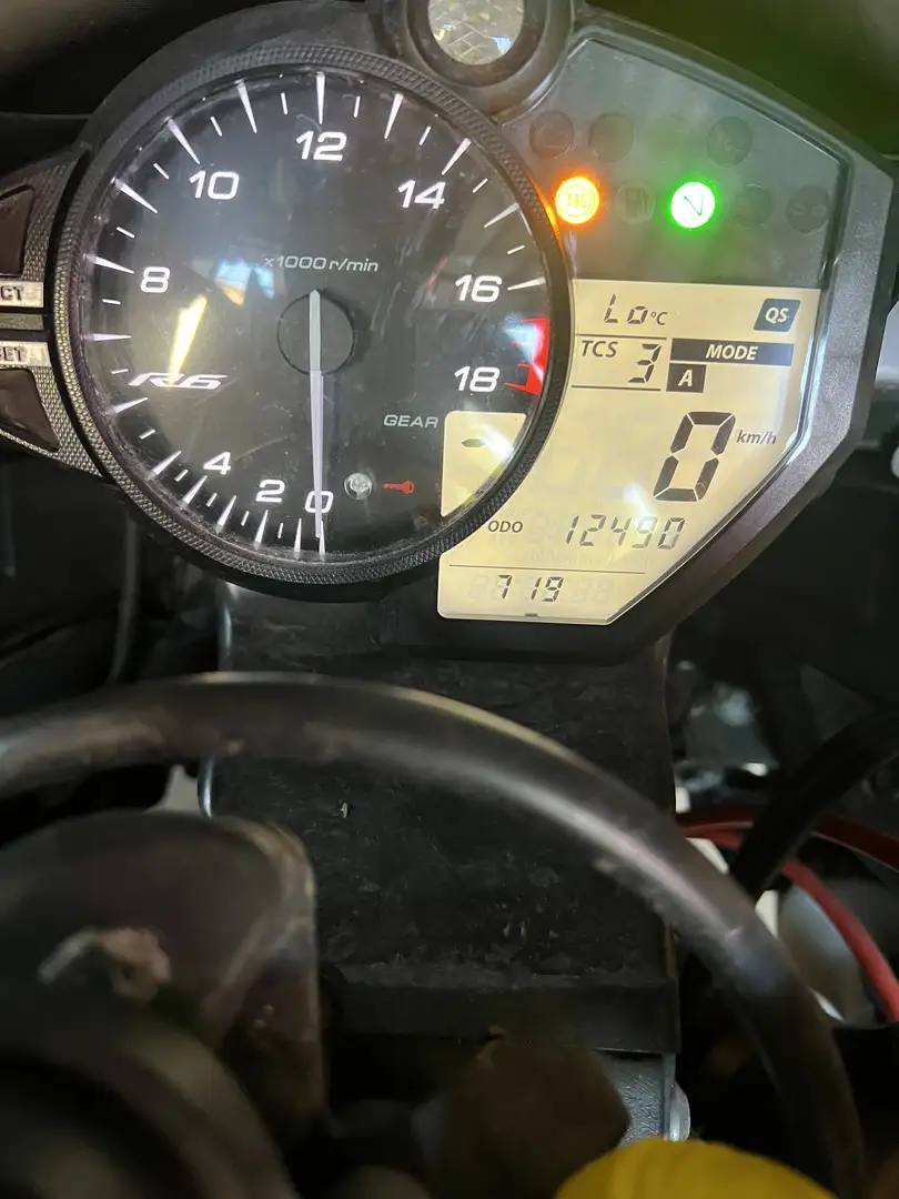 Yamaha YZF 600 Negro - 1