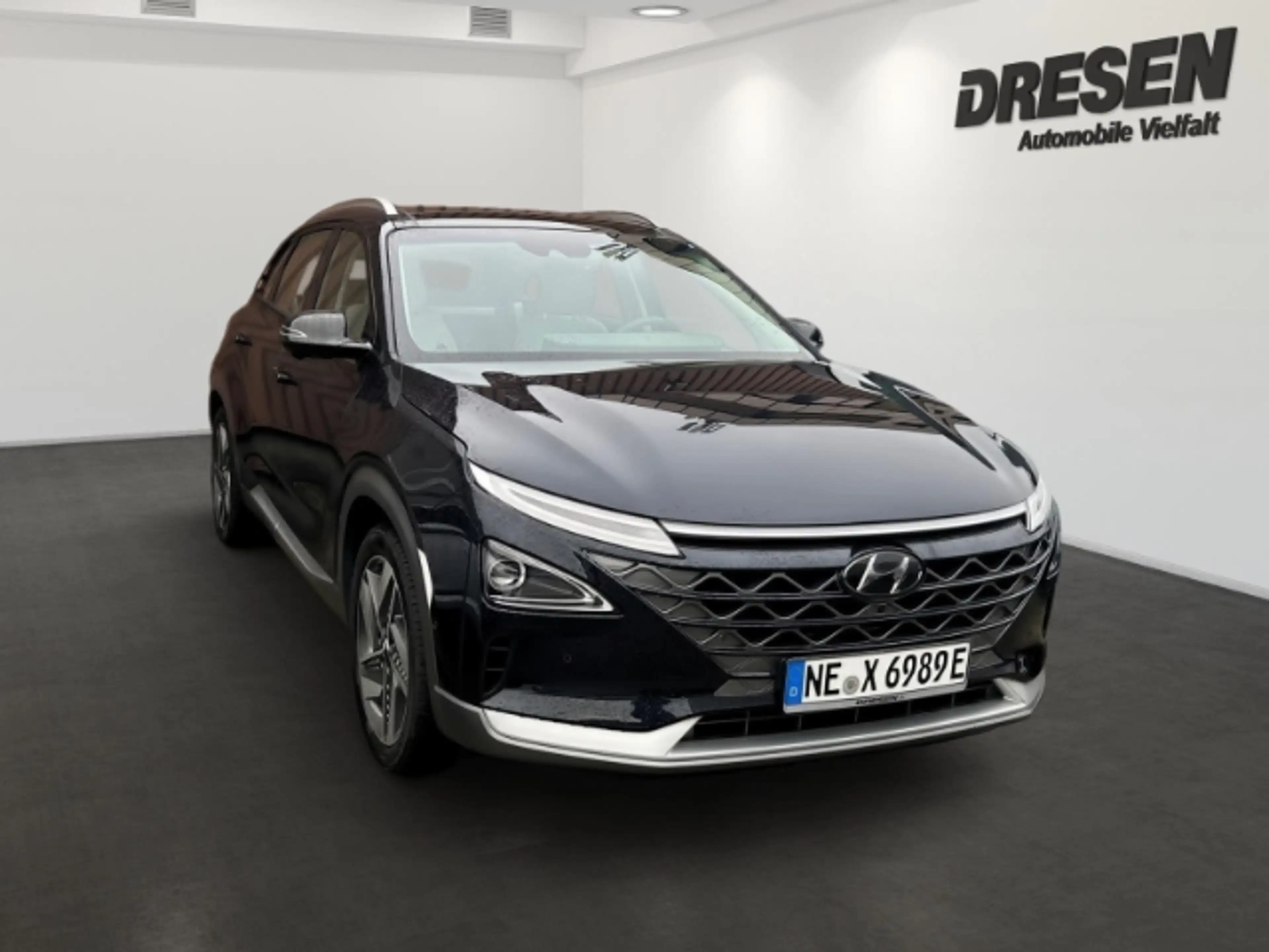 Hyundai NEXO Prime mit Schiebedach - DRESEN SONDERAKTION — photo 3
