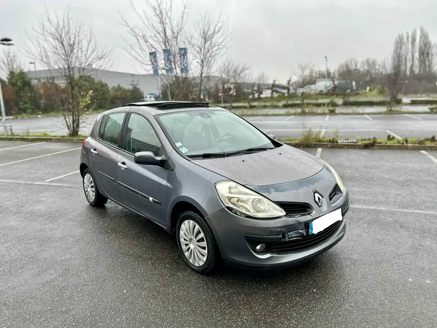 Renault Clio 1.6 16V 110 Initiale - 2