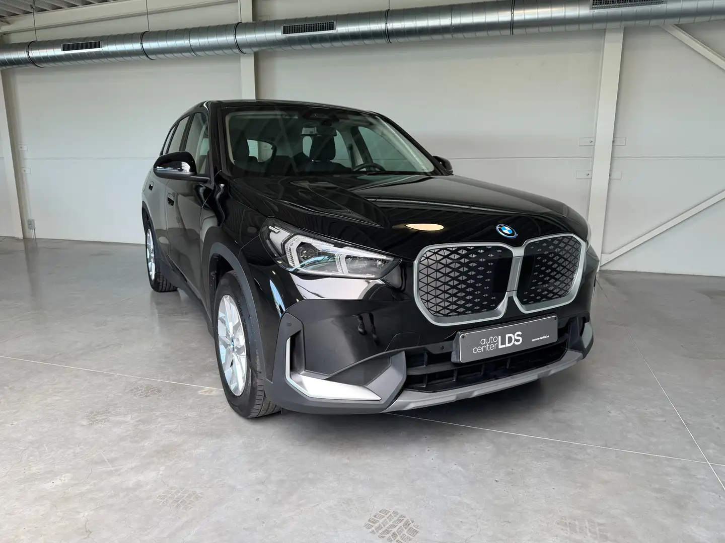 BMW iX1 iX1 eDrive20 - Comforttoegang - camera - Schwarz - 1