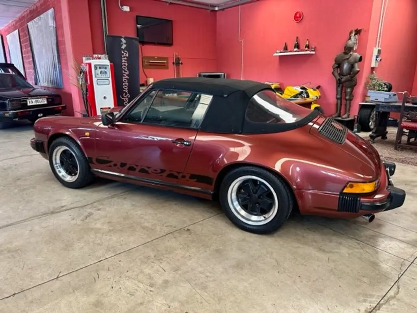 Porsche 911 Carrera 3.2 Cabrio Brun - 2