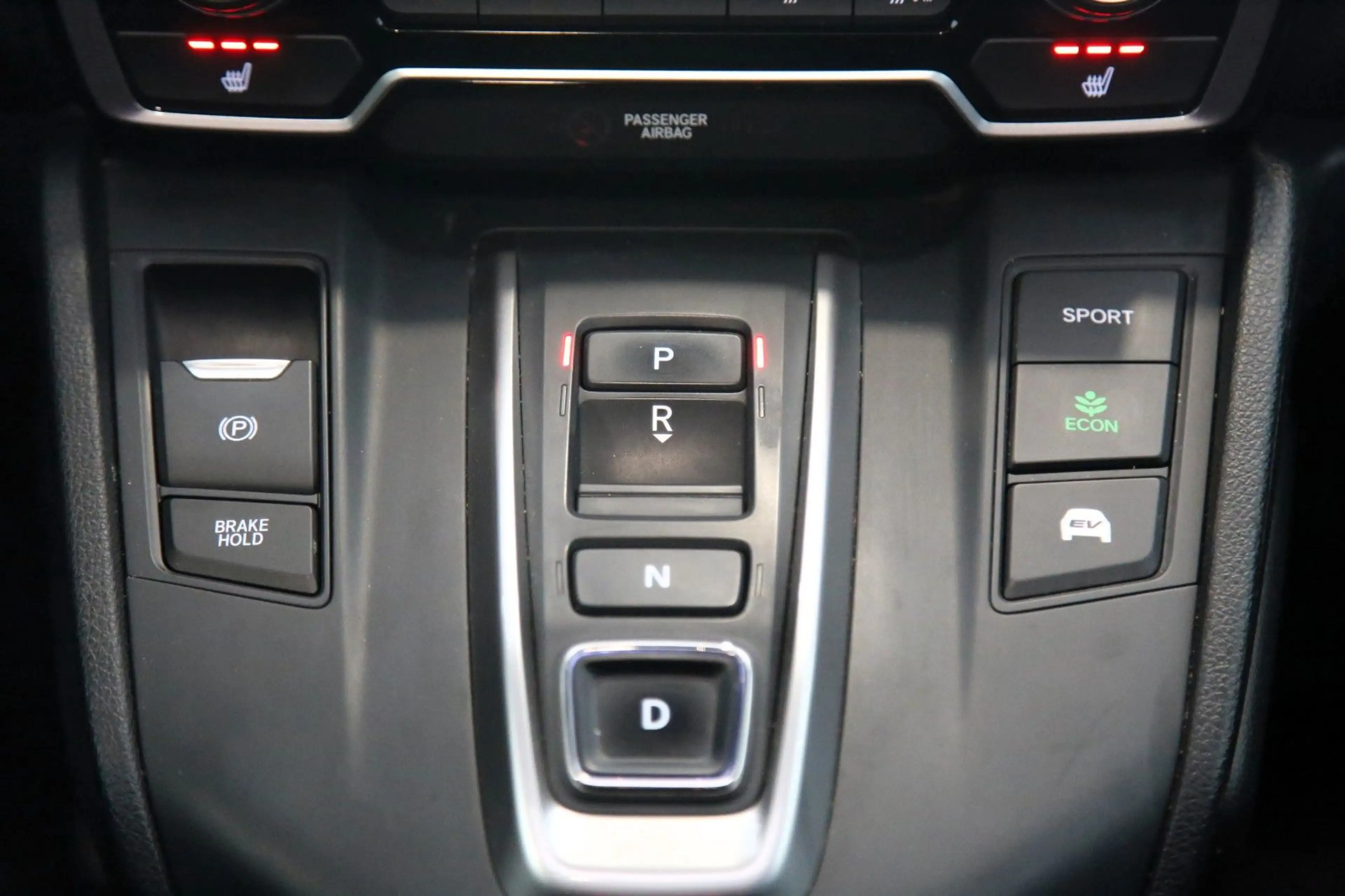 Honda CR-V 2.0 HYBRID 4WD Executive AZV RFK Pano HUD — photo 17