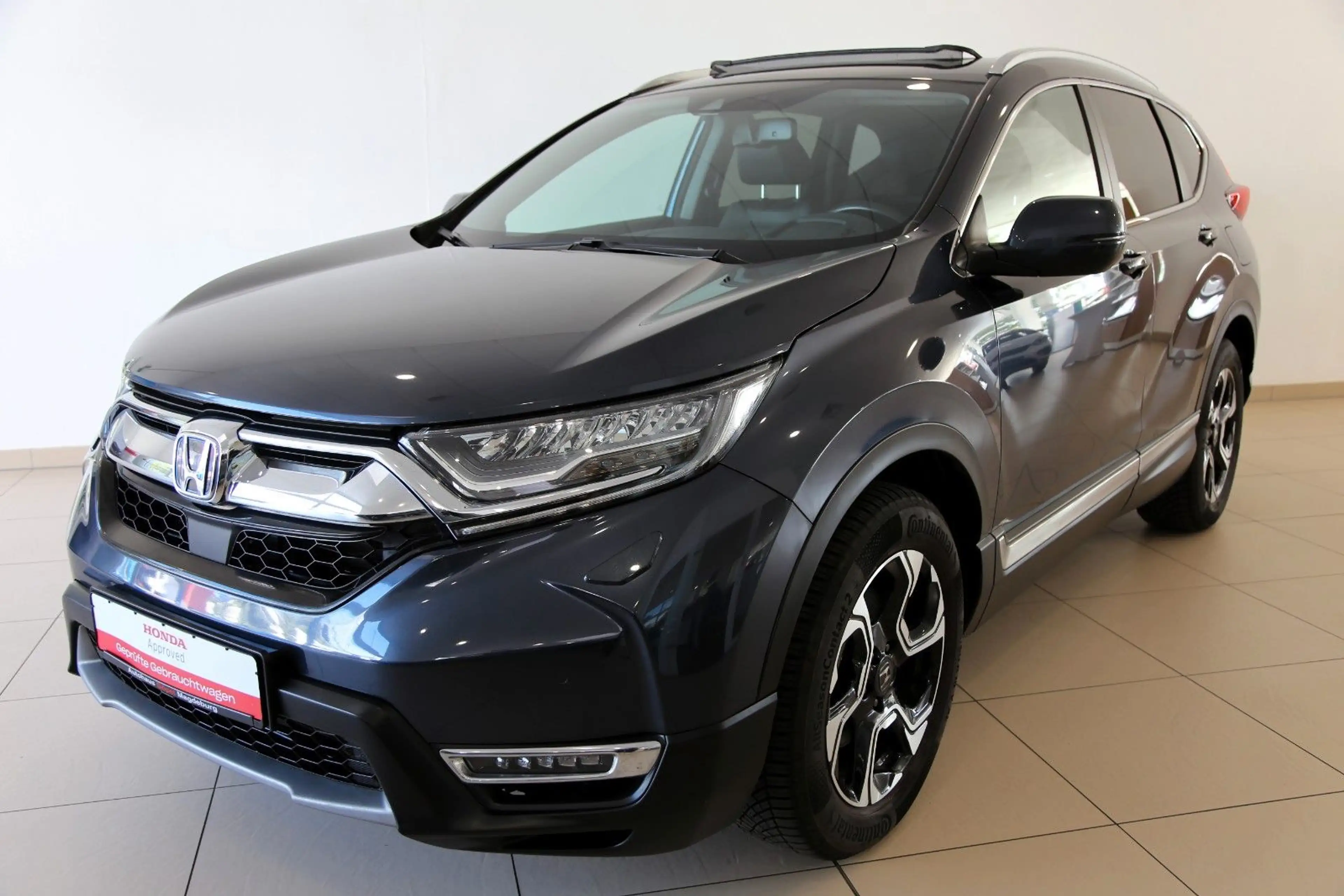 Honda CR-V 2.0 HYBRID 4WD Executive AZV RFK Pano HUD