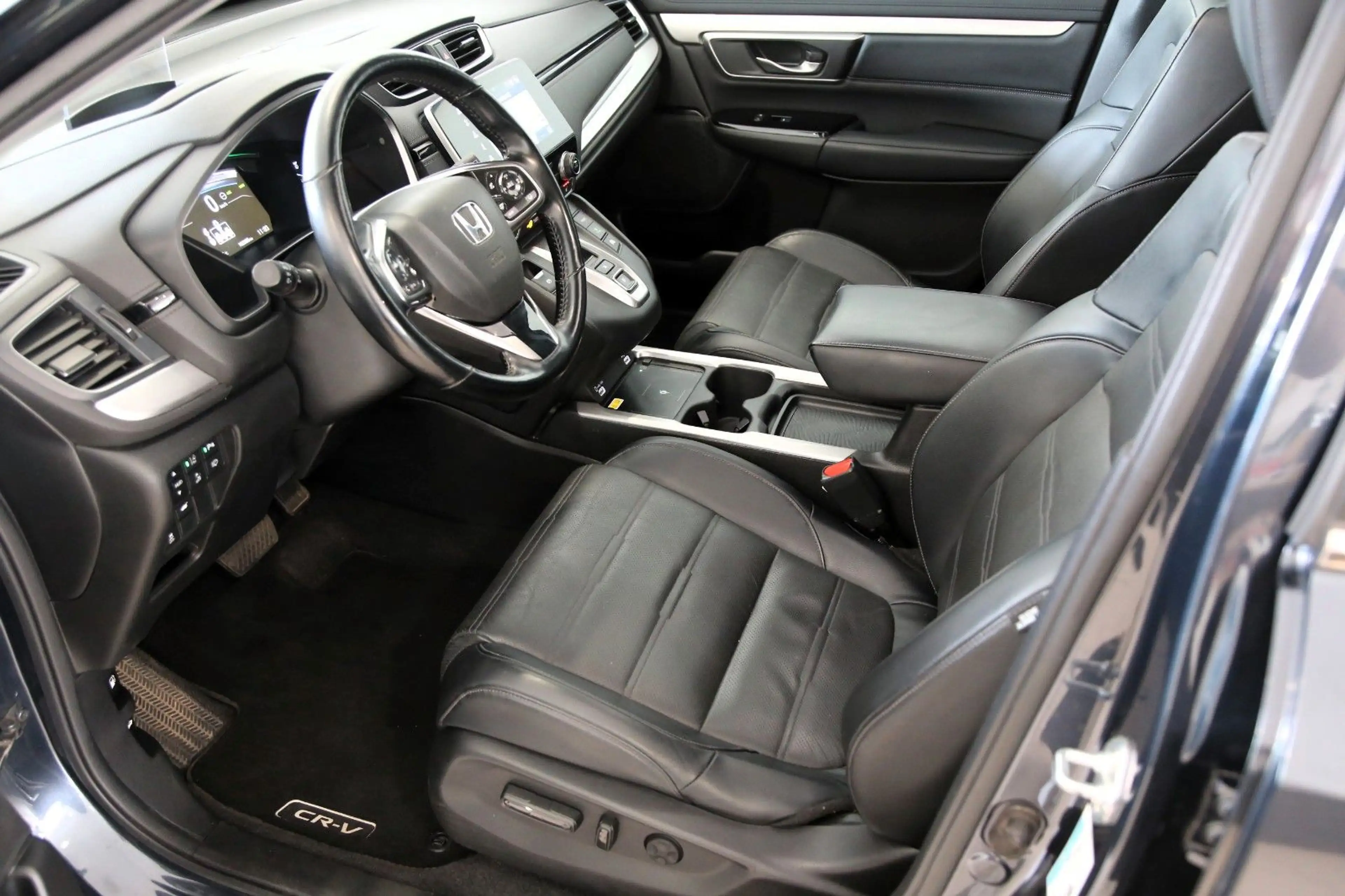 Honda CR-V 2.0 HYBRID 4WD Executive AZV RFK Pano HUD — photo 5