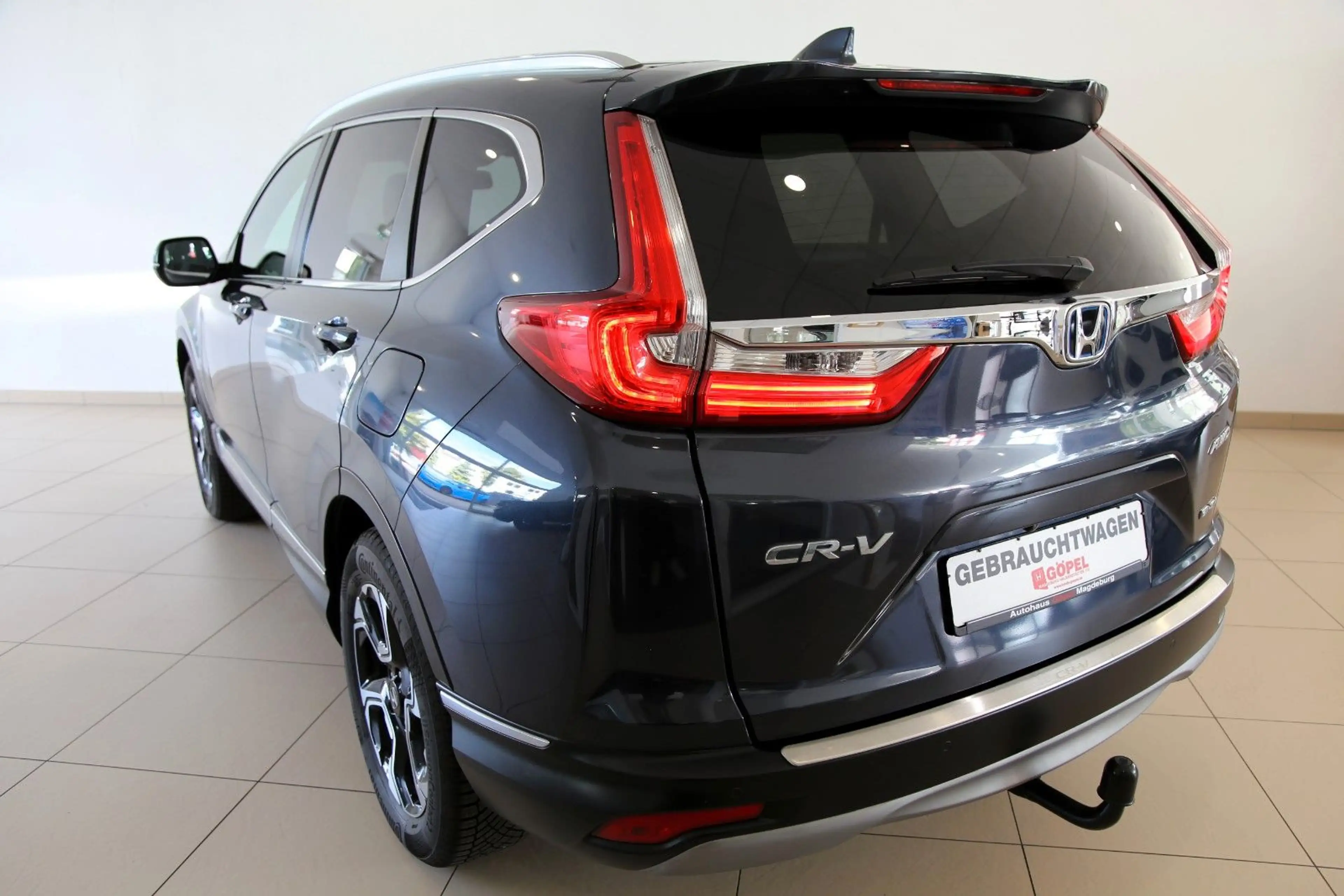 Honda CR-V 2.0 HYBRID 4WD Executive AZV RFK Pano HUD — photo 2