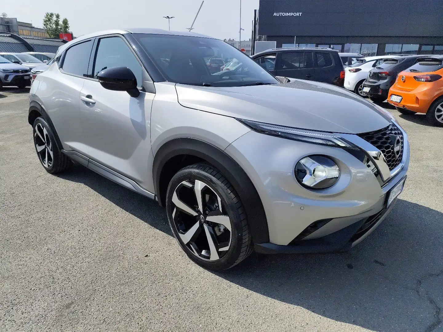 Nissan Juke 1.0 DIG-T 114 CV DCT N-Connecta Argent - 1