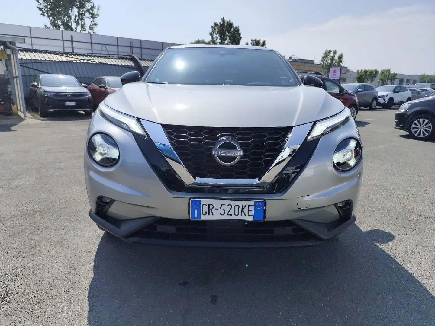 Nissan Juke 1.0 DIG-T 114 CV DCT N-Connecta Argent - 2