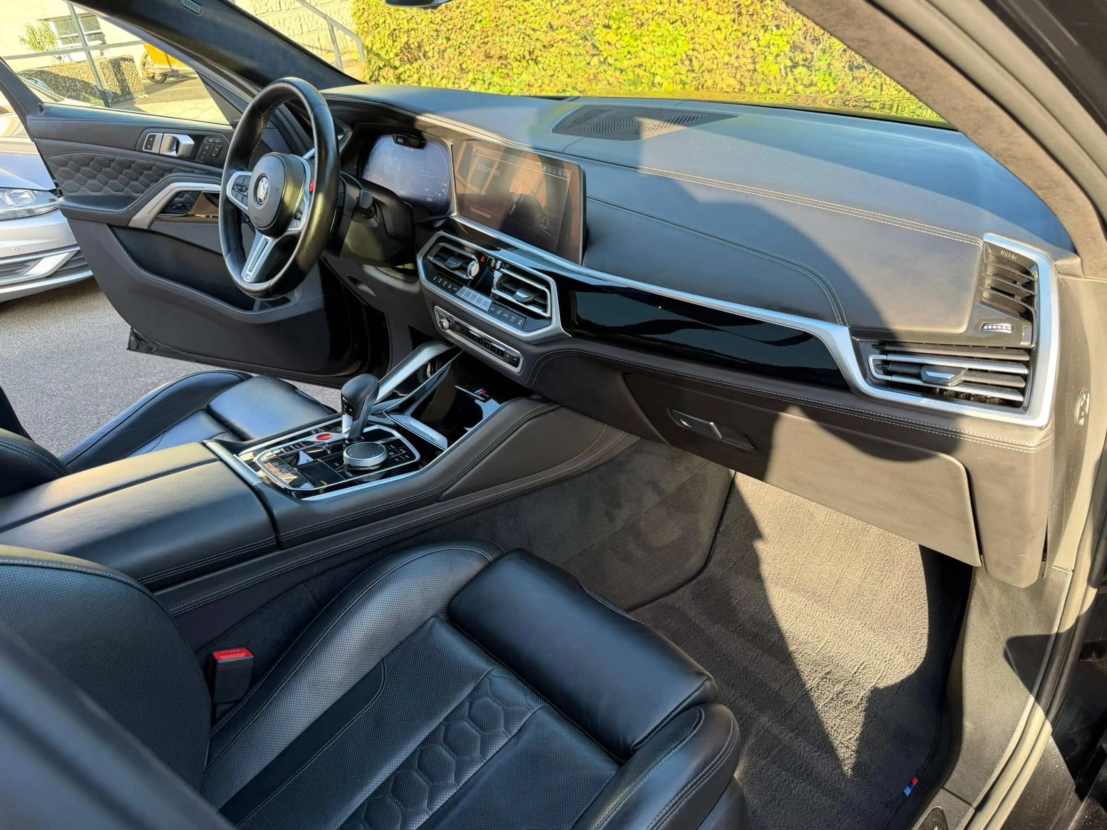 BMW X6 M Competition | 2.Hand | Unfallfrei | Massage | AHK | — photo 15
