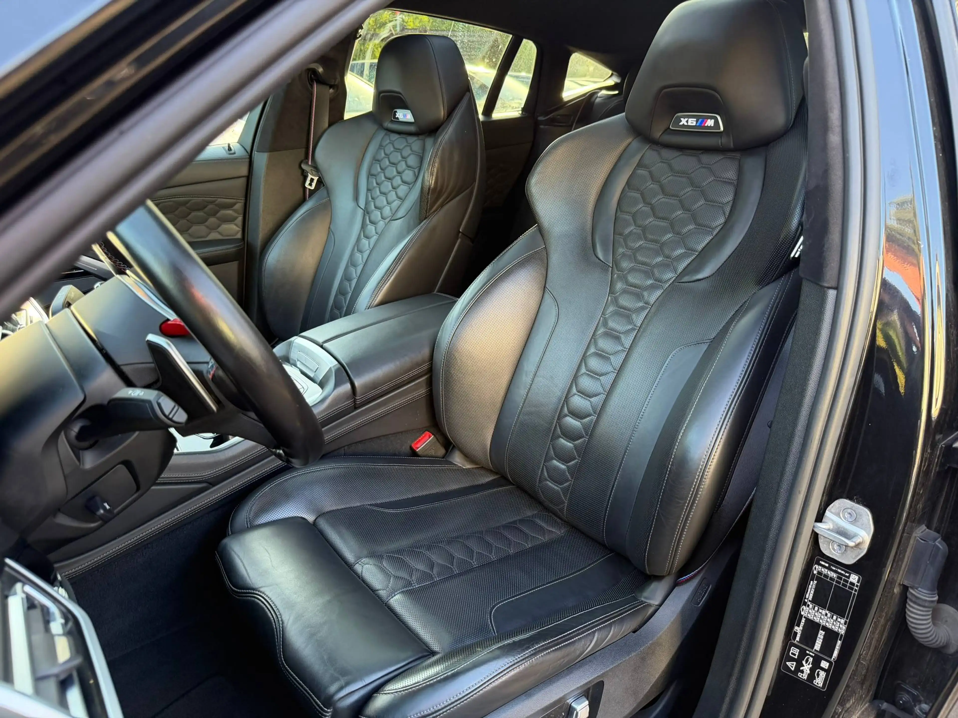 BMW X6 M Competition | 2.Hand | Unfallfrei | Massage | AHK | — photo 13