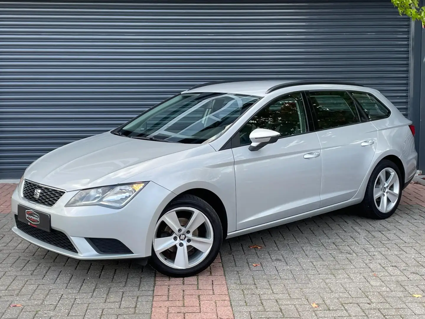 SEAT Leon 1.2 TSI Style Trekhaak | Cruise | Airco | Bluetoot Argent - 2