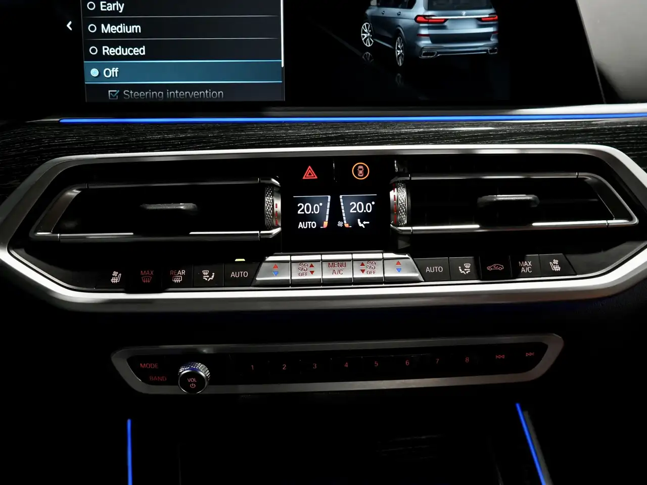 BMW X7 снимка BMW X7