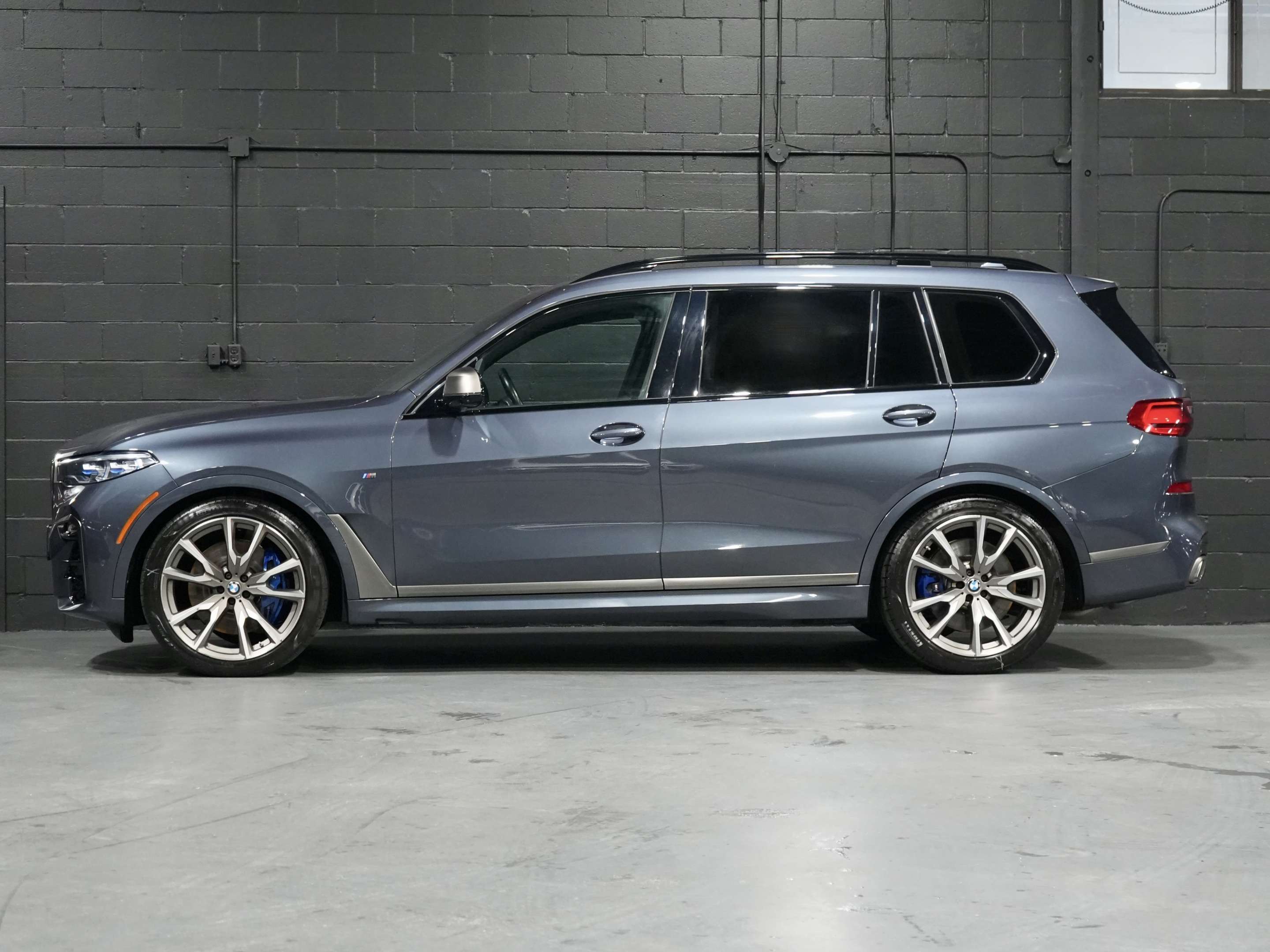 2021 BMW X7