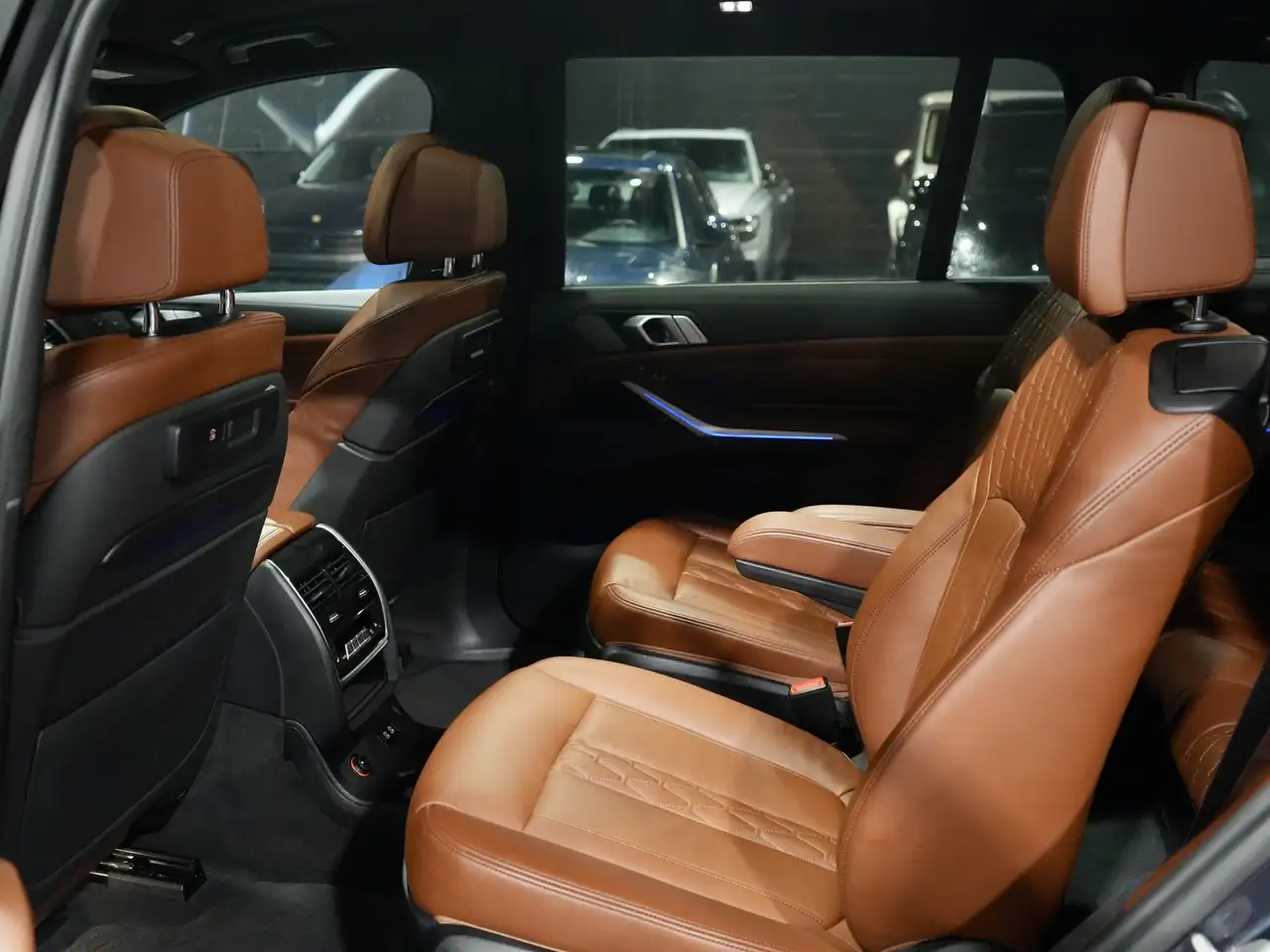 BMW X7 снимка BMW X7