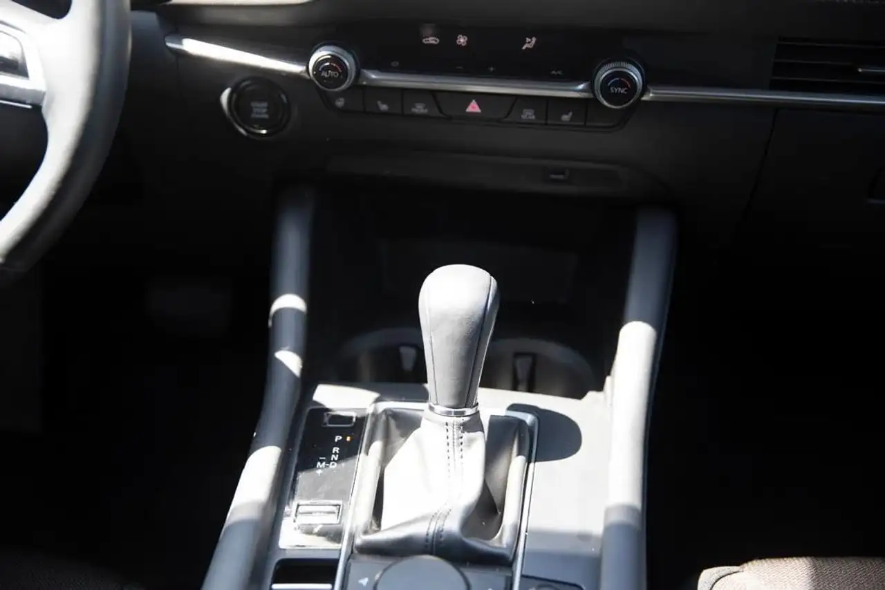 Mazda 3 photo Mazda 3