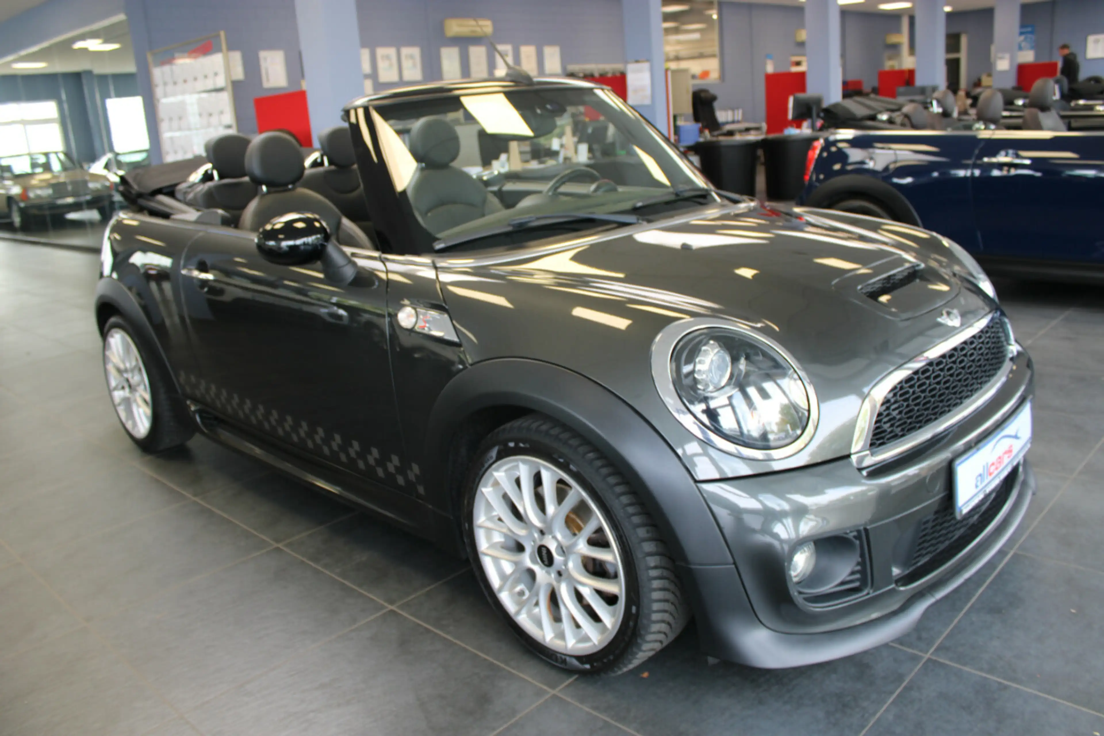 MINI Cooper S Cabrio - JCW-Paket - Leder - Xenon - Navi -