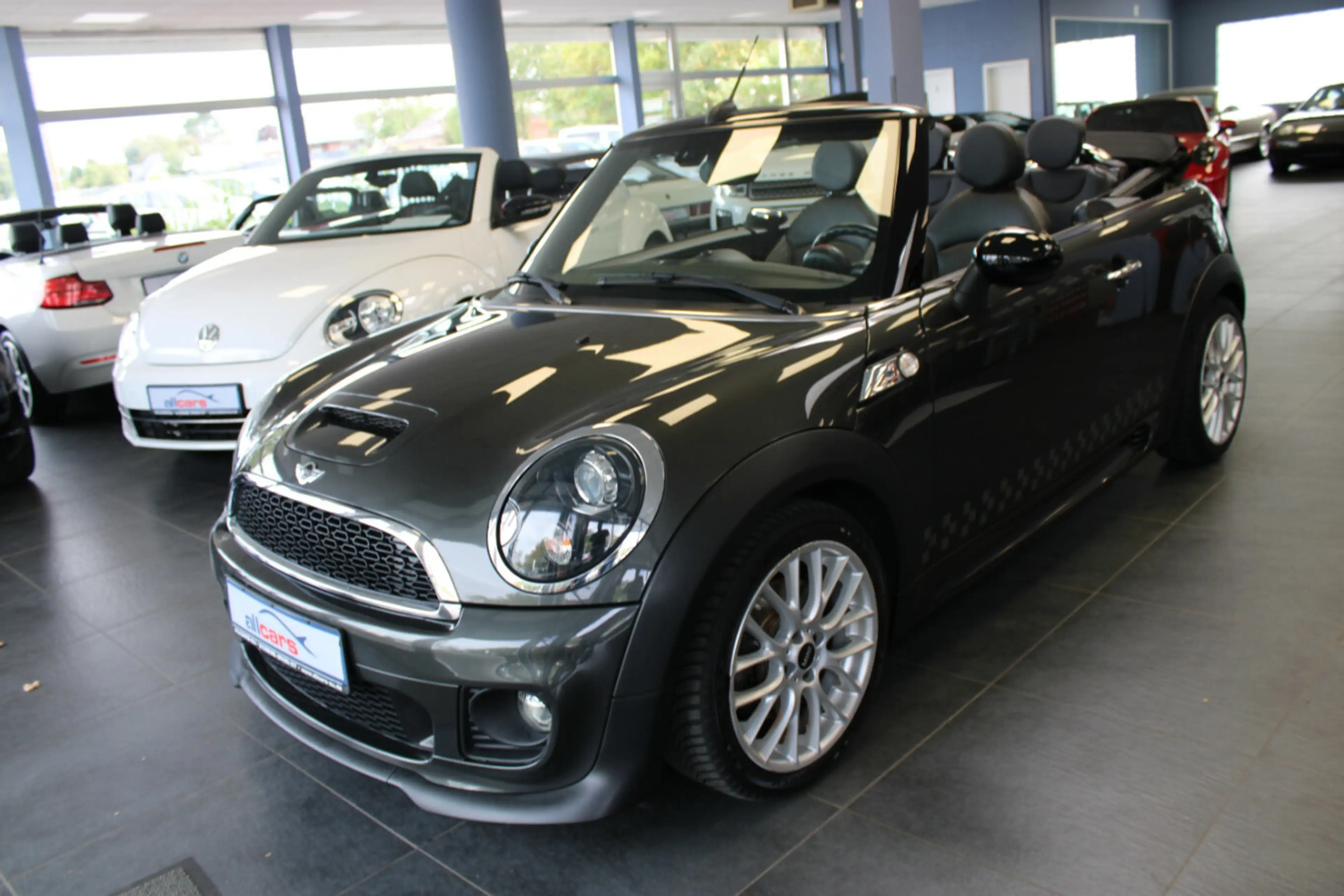 MINI Cooper S Cabrio - JCW-Paket - Leder - Xenon - Navi - — photo 3