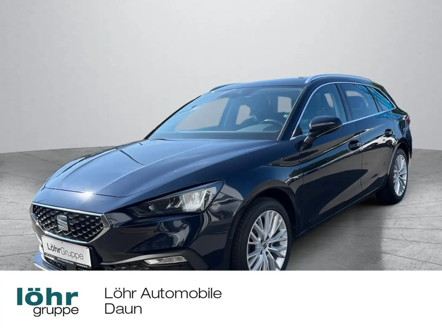 SEAT Leon ST 1,5eTSI Xcellence Blau - 1